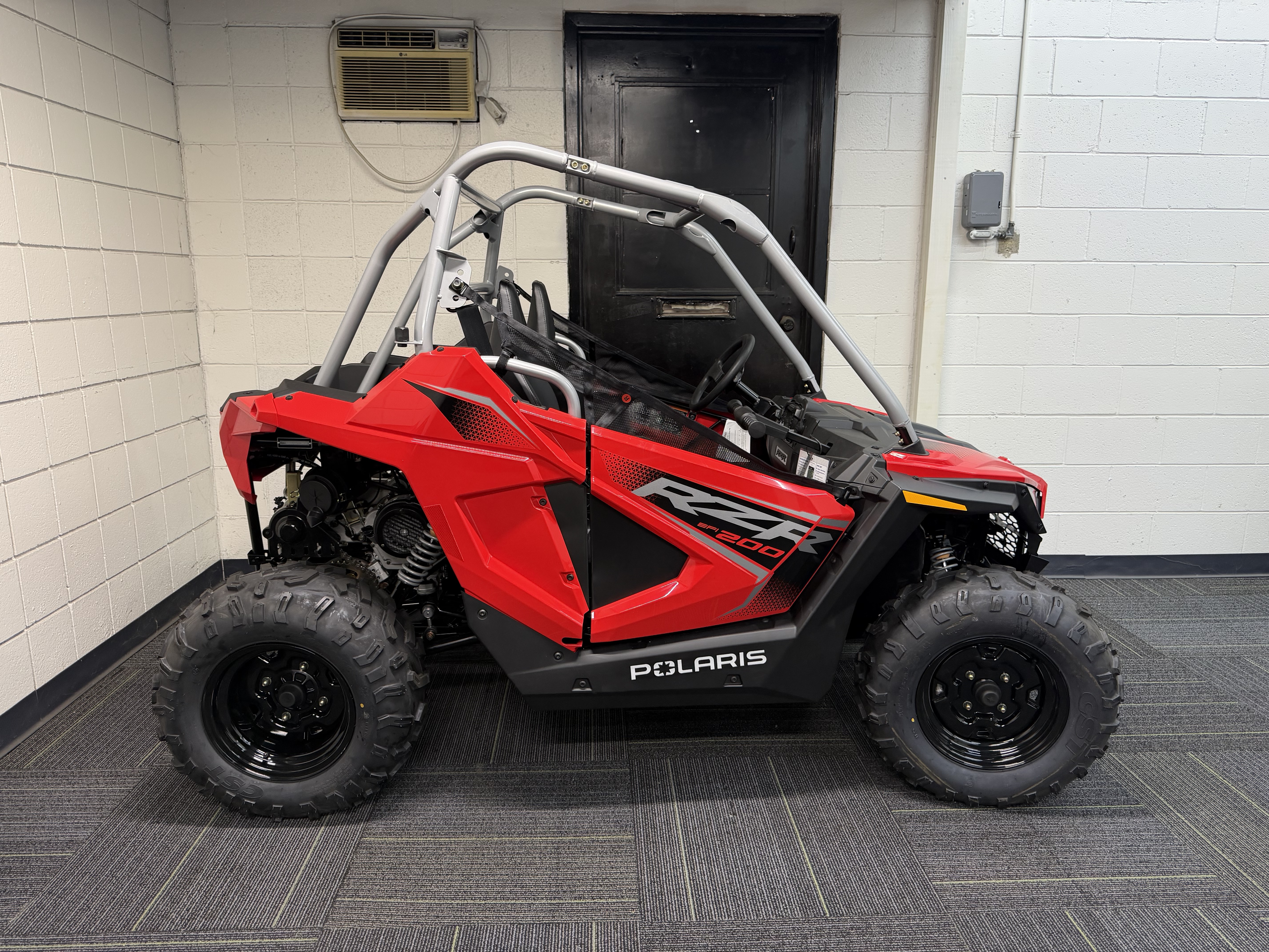2026 Polaris RZR 200 EFI 2