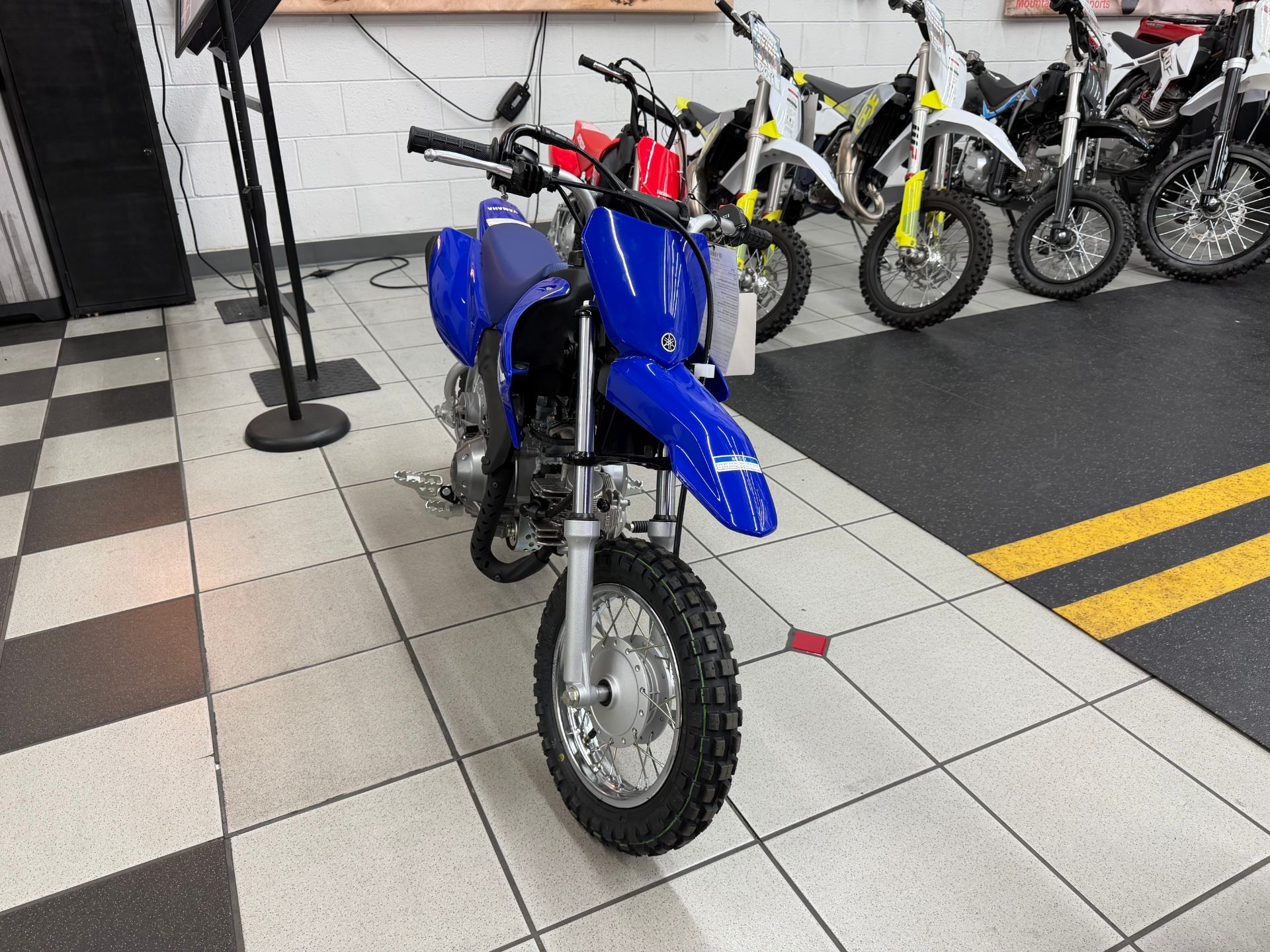 2026 Yamaha TT-R50E 4