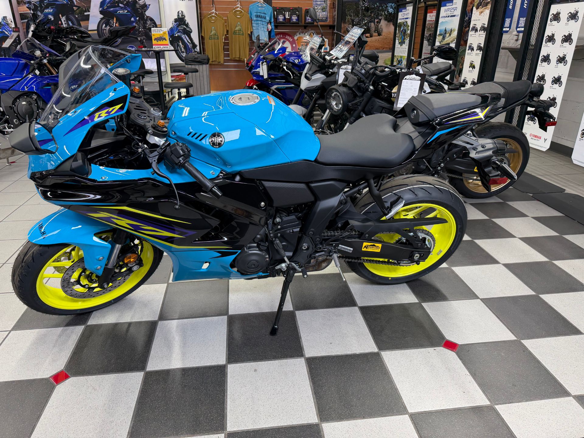 2026 Yamaha YZF-R7 5
