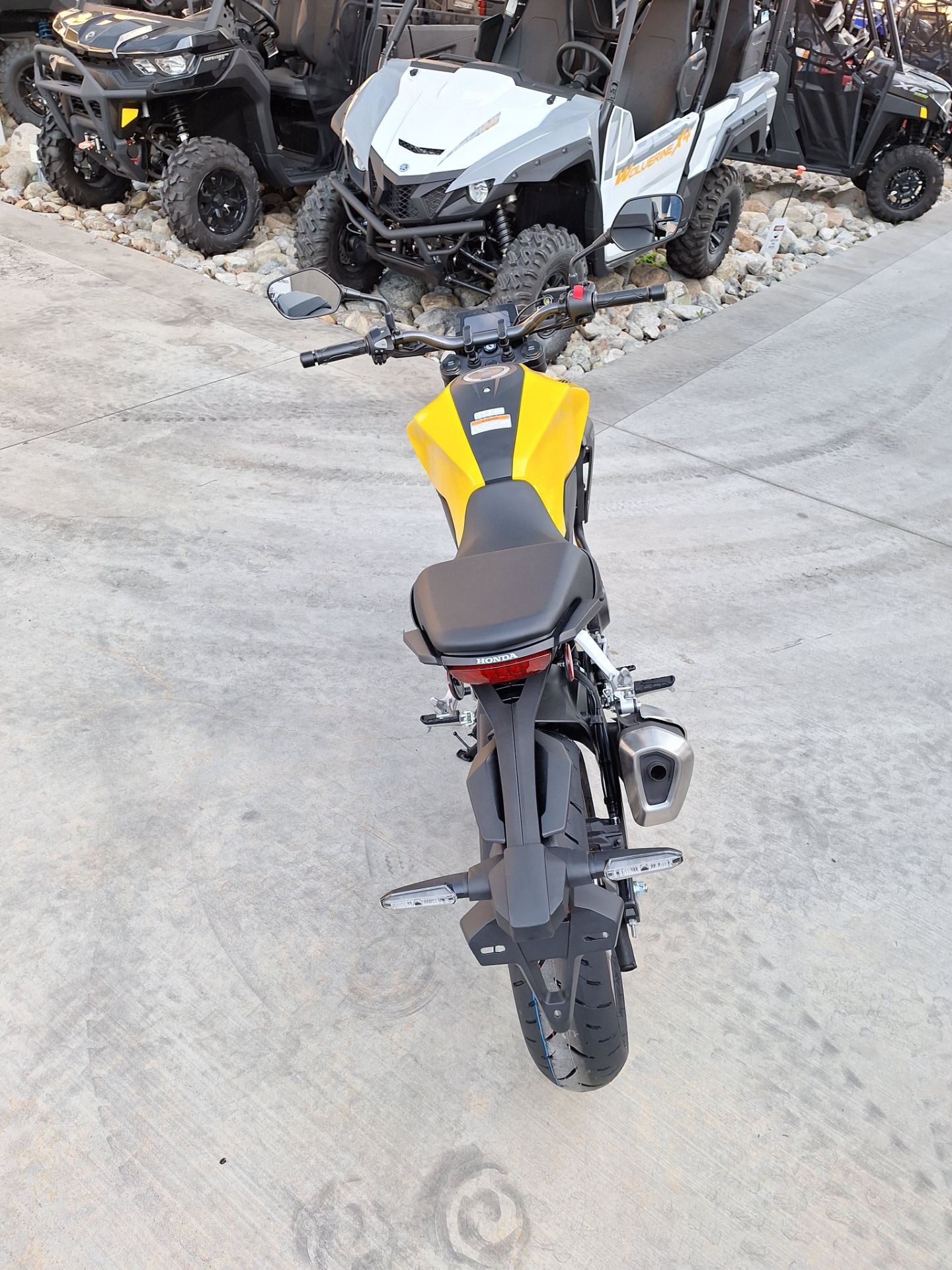 2025 Honda CB300R ABS 10