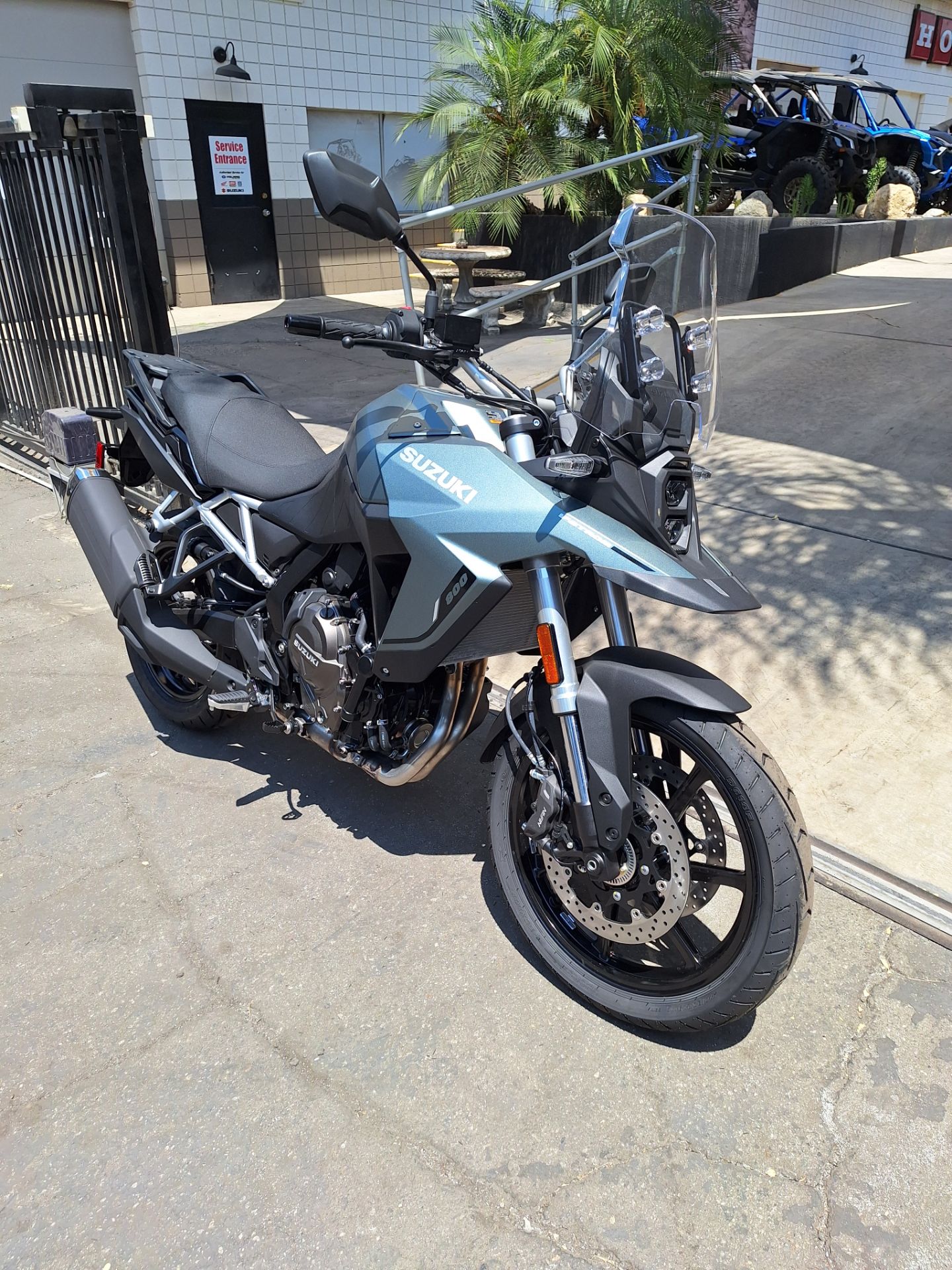 2024 Suzuki V-Strom 800 in Ontario, California - Photo 10