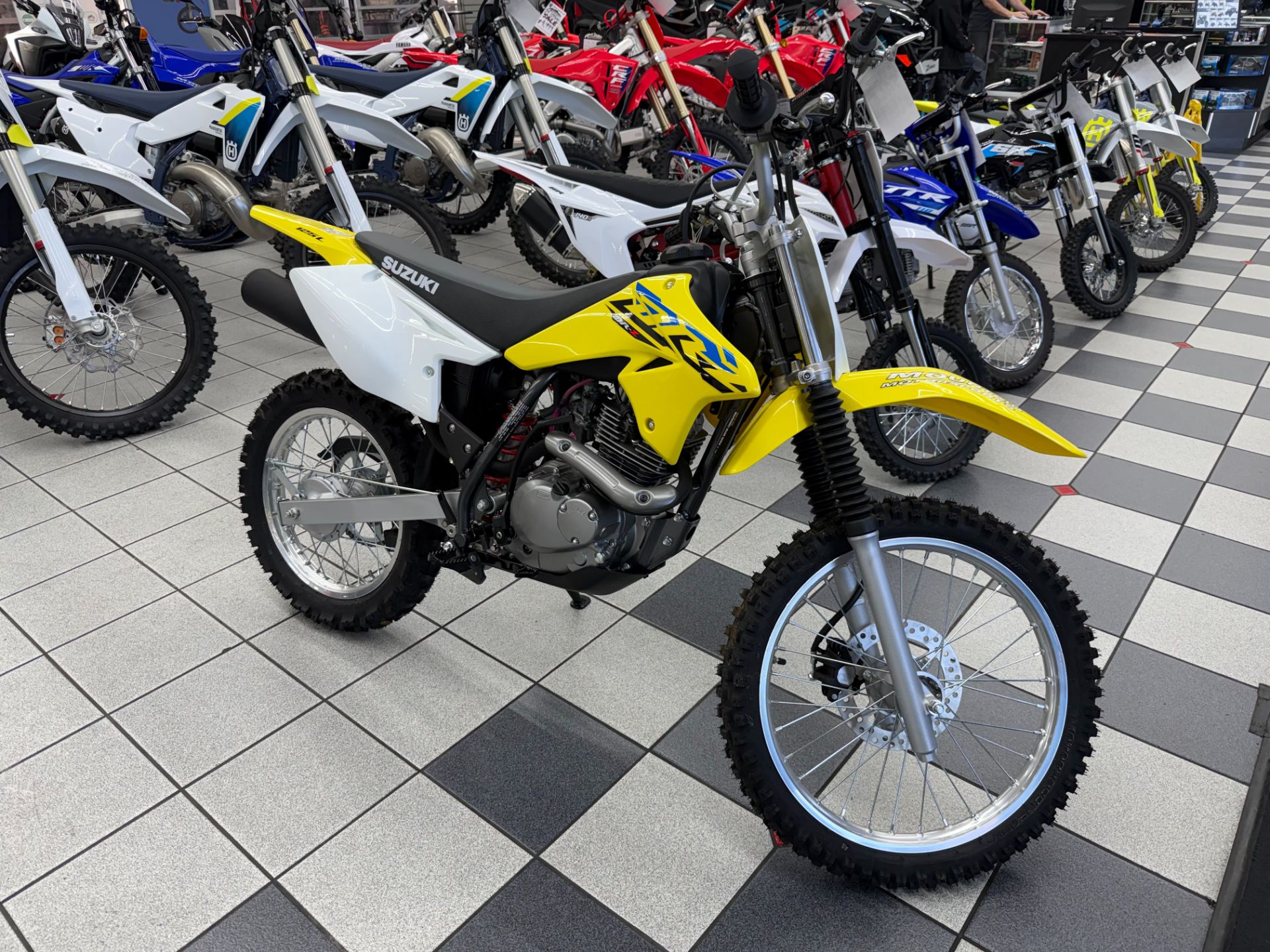 2026 Suzuki DR-Z125L 3