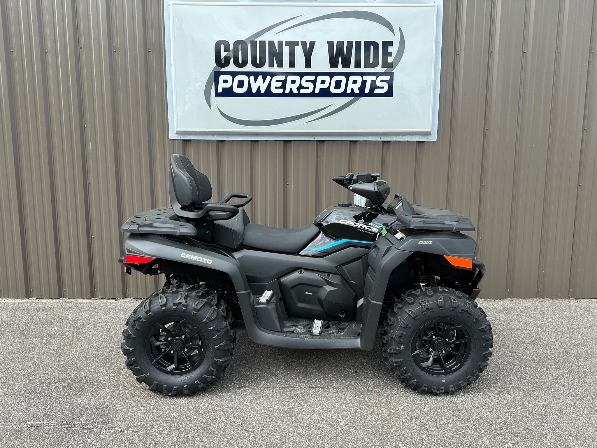 2026  CForce 600 Touring 1