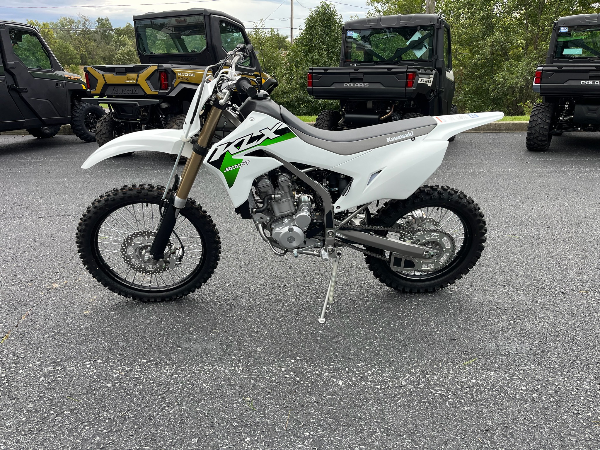 2026 Kawasaki KLX®300R 5