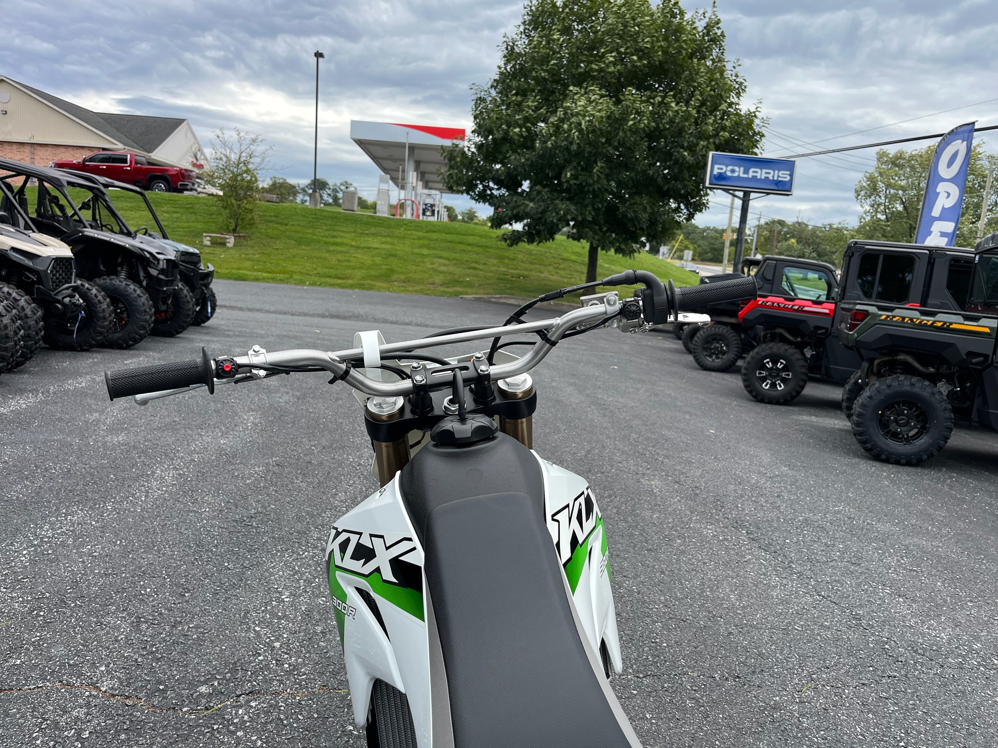 2026 Kawasaki KLX®300R 10