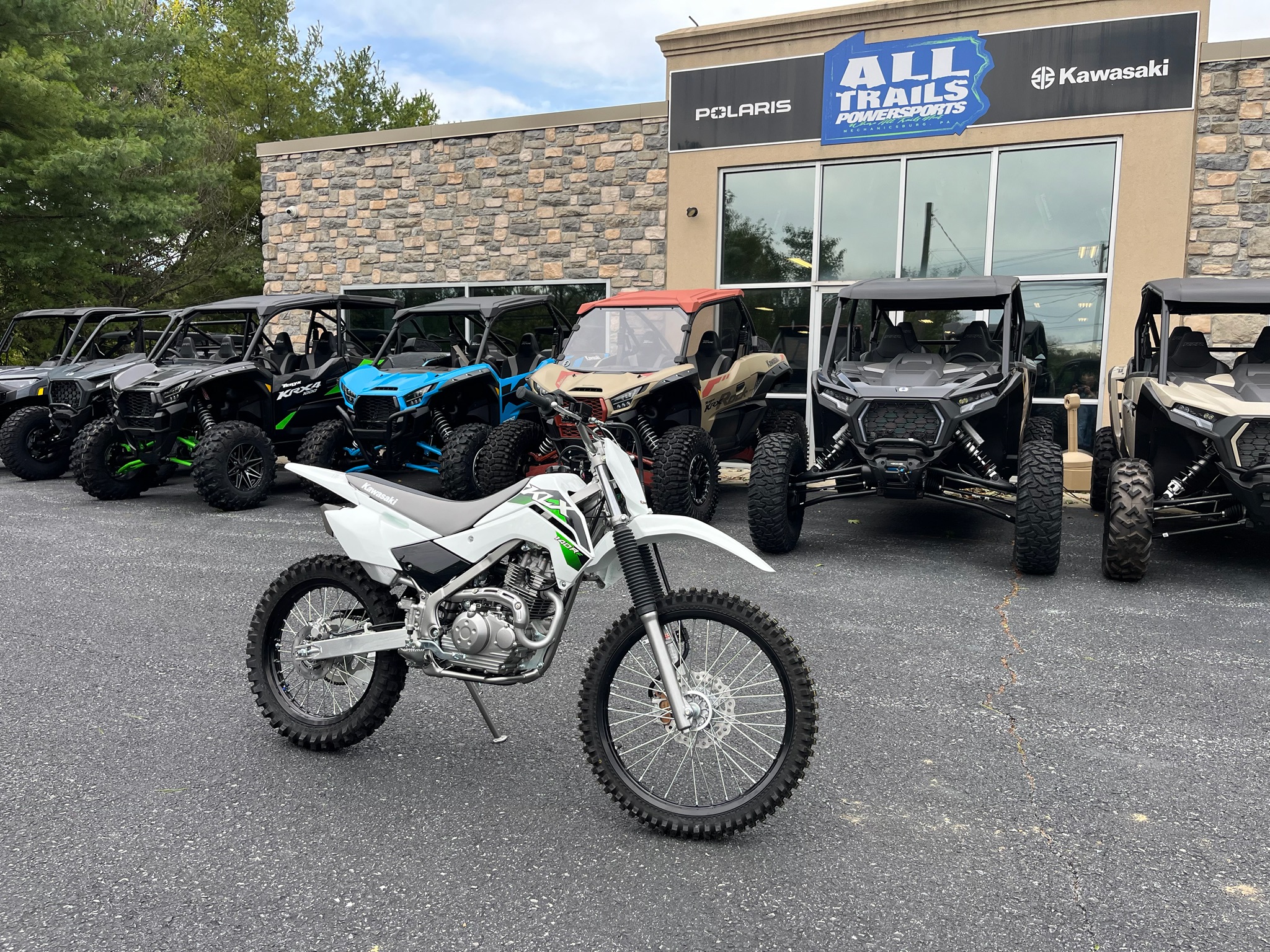 2026 Kawasaki KLX®140R F 2