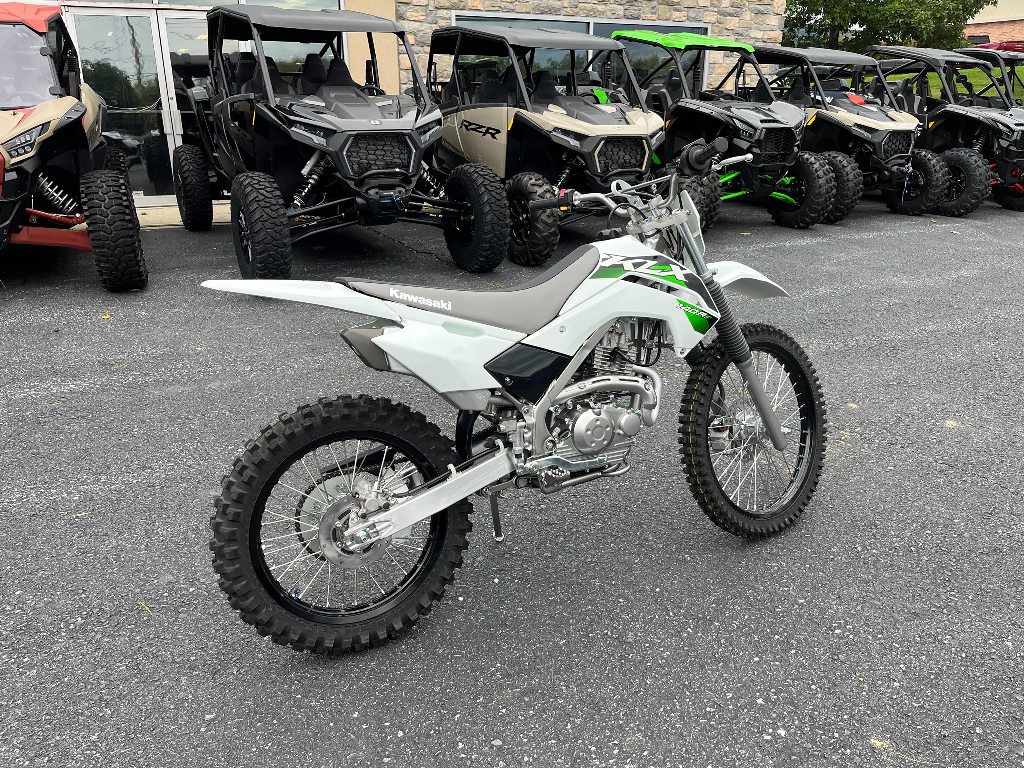 2026 Kawasaki KLX®140R F 9