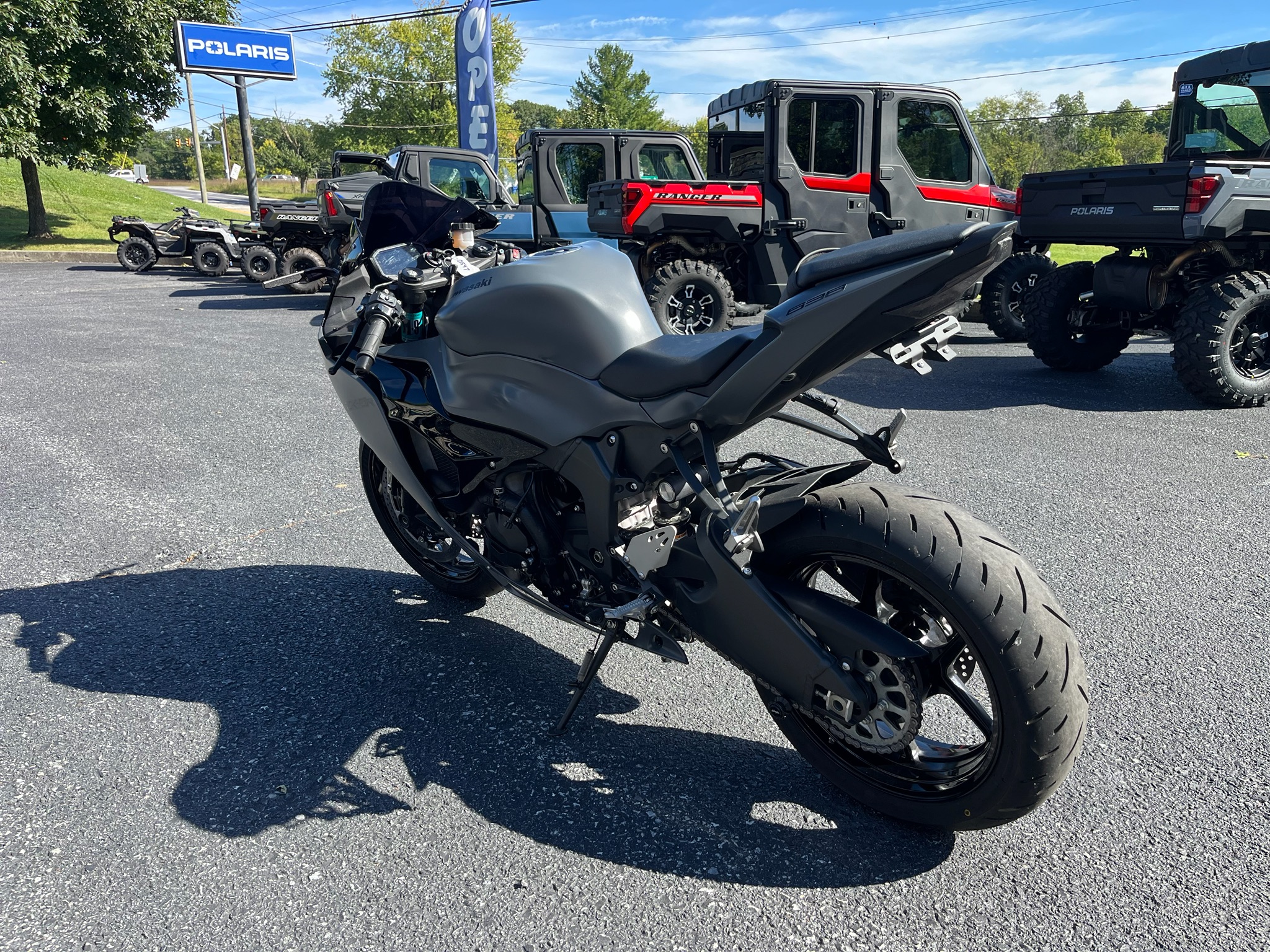 2025 Kawasaki Ninja® ZX-6R 6
