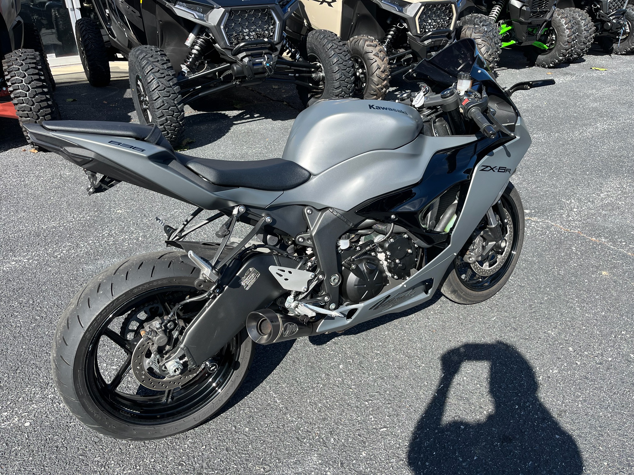 2025 Kawasaki Ninja® ZX-6R 9