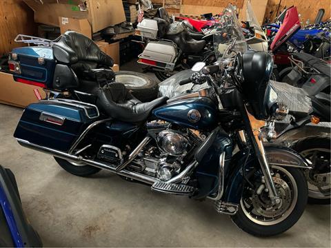 2001 Harley-Davidson FLHTCUI Ultra Classic Electra Glide — photo 1 of 7