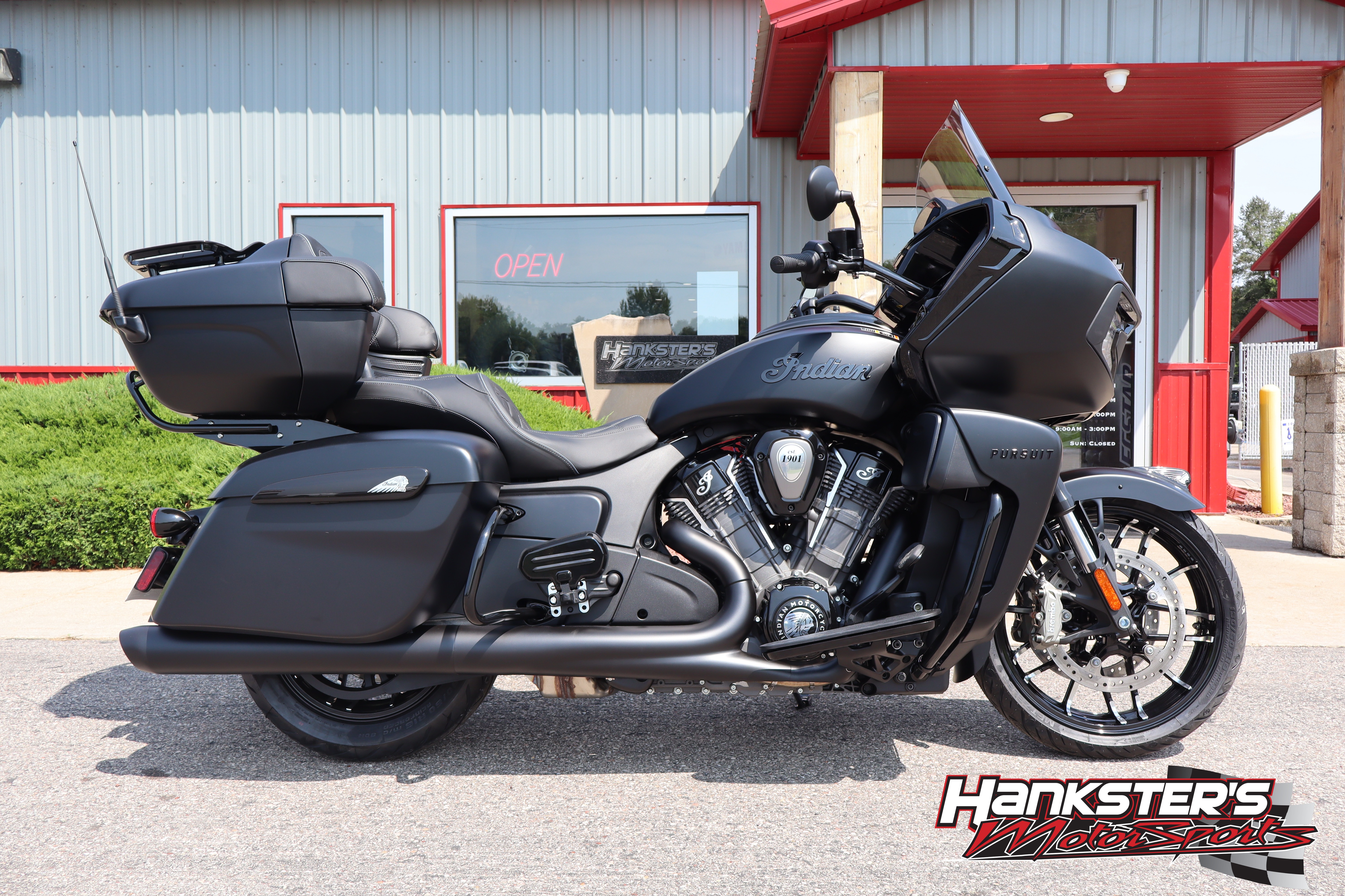 2026 Indian Motorcycle Pursuit® Dark Horse®