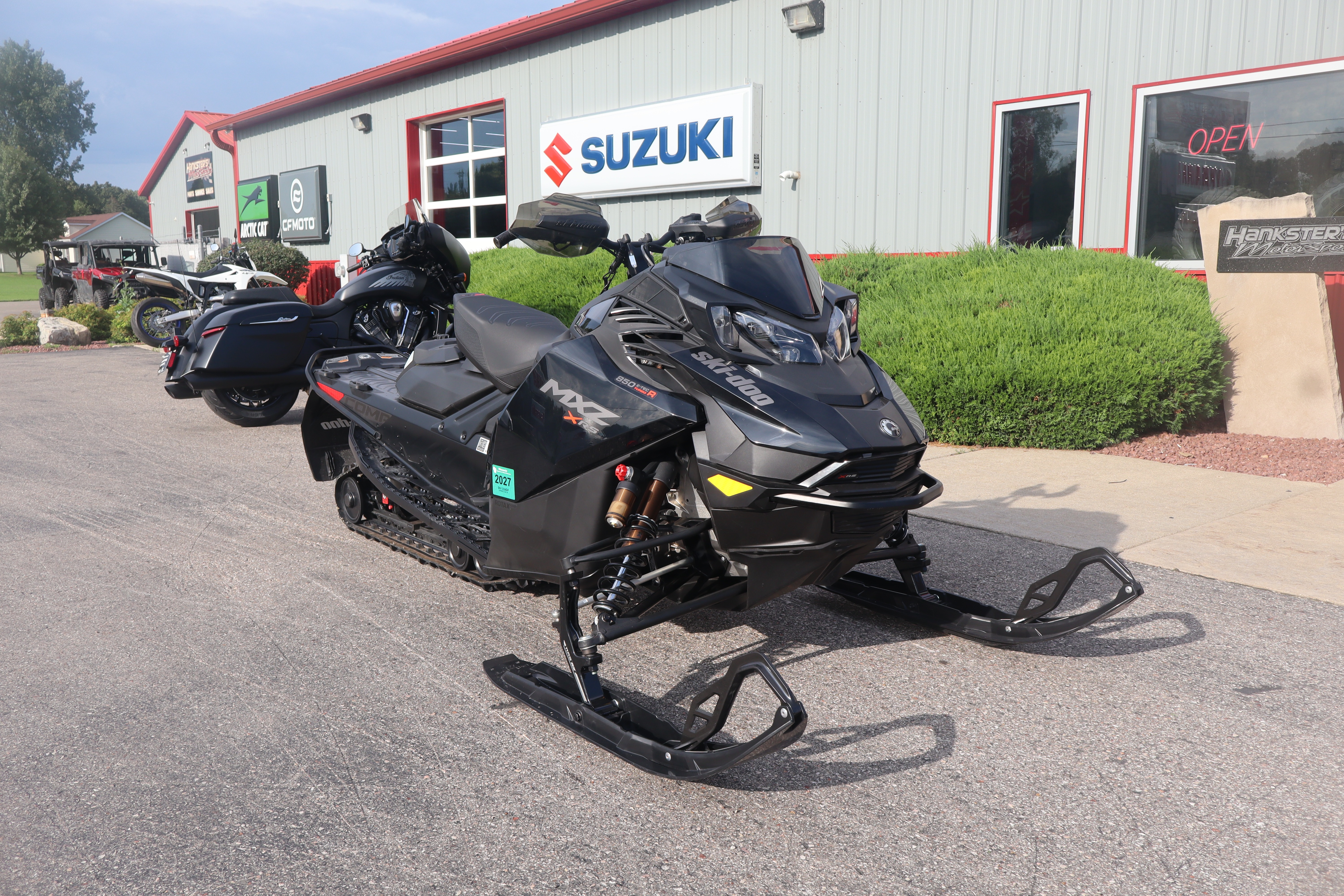 雪ページ② 2025 Ski-Doo MXZ X-RS w/ Competition Package 850 E-TEC Turbo R