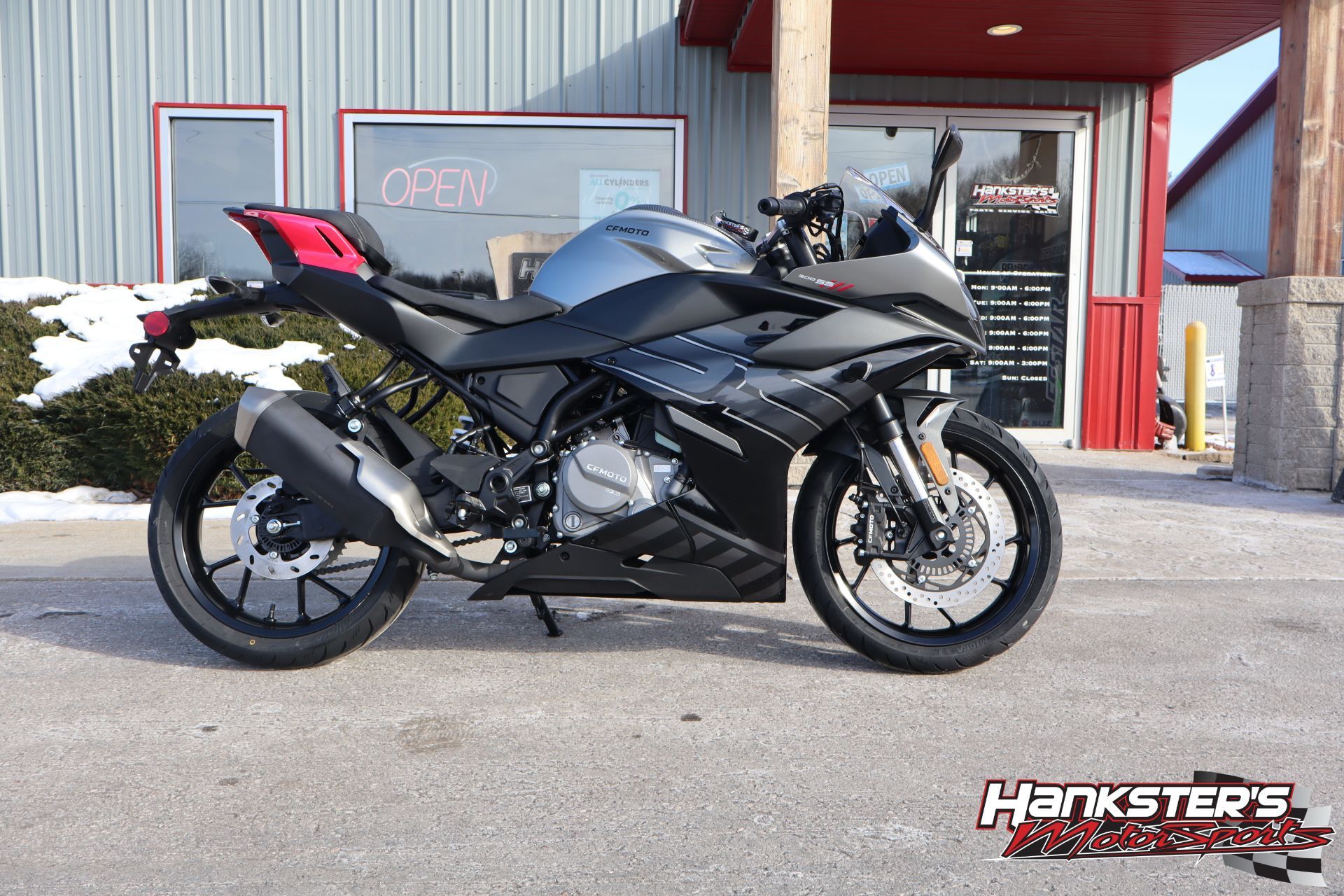 2026 CFMOTO 300SS