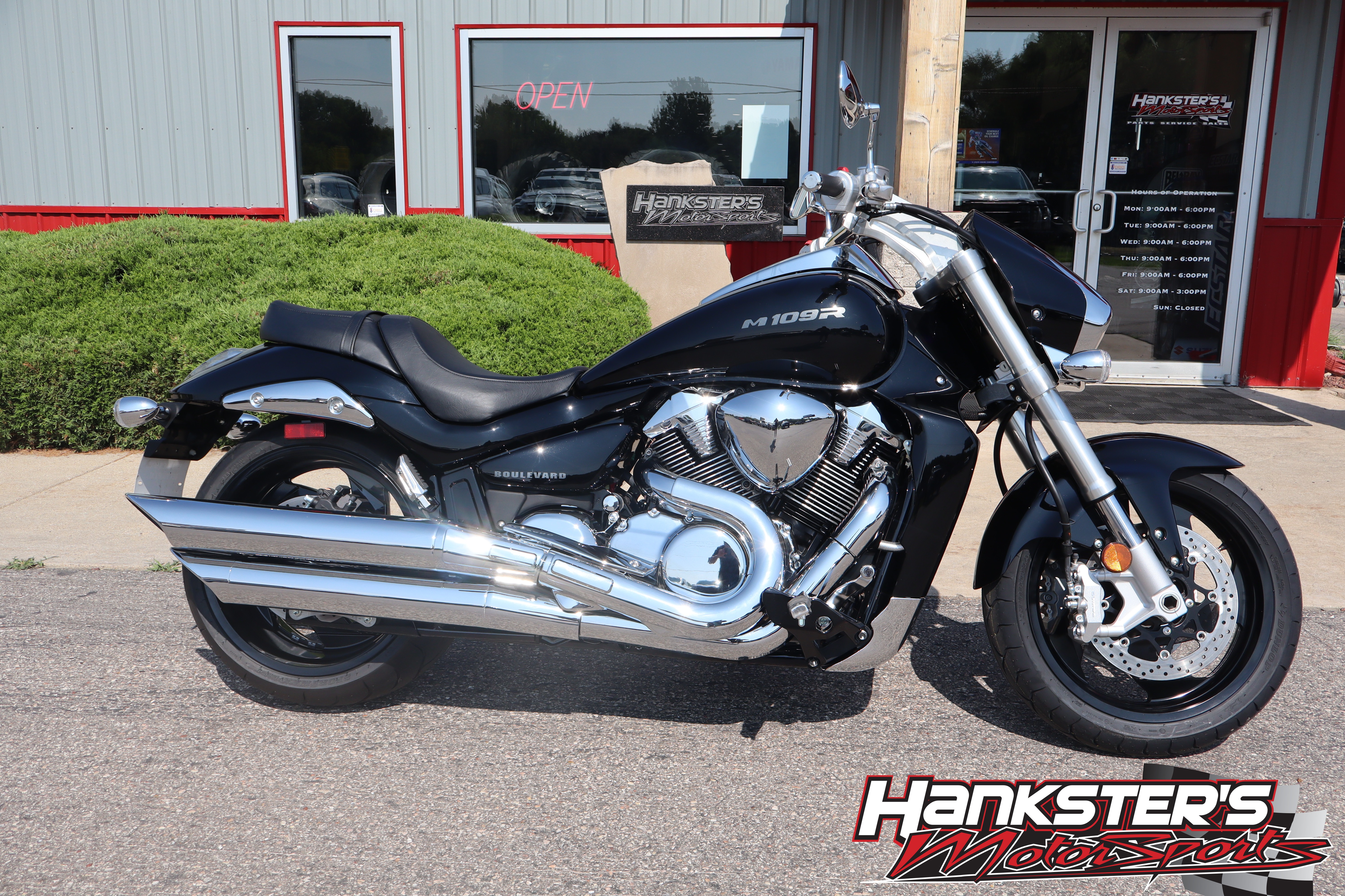 2025 Suzuki Boulevard M109R