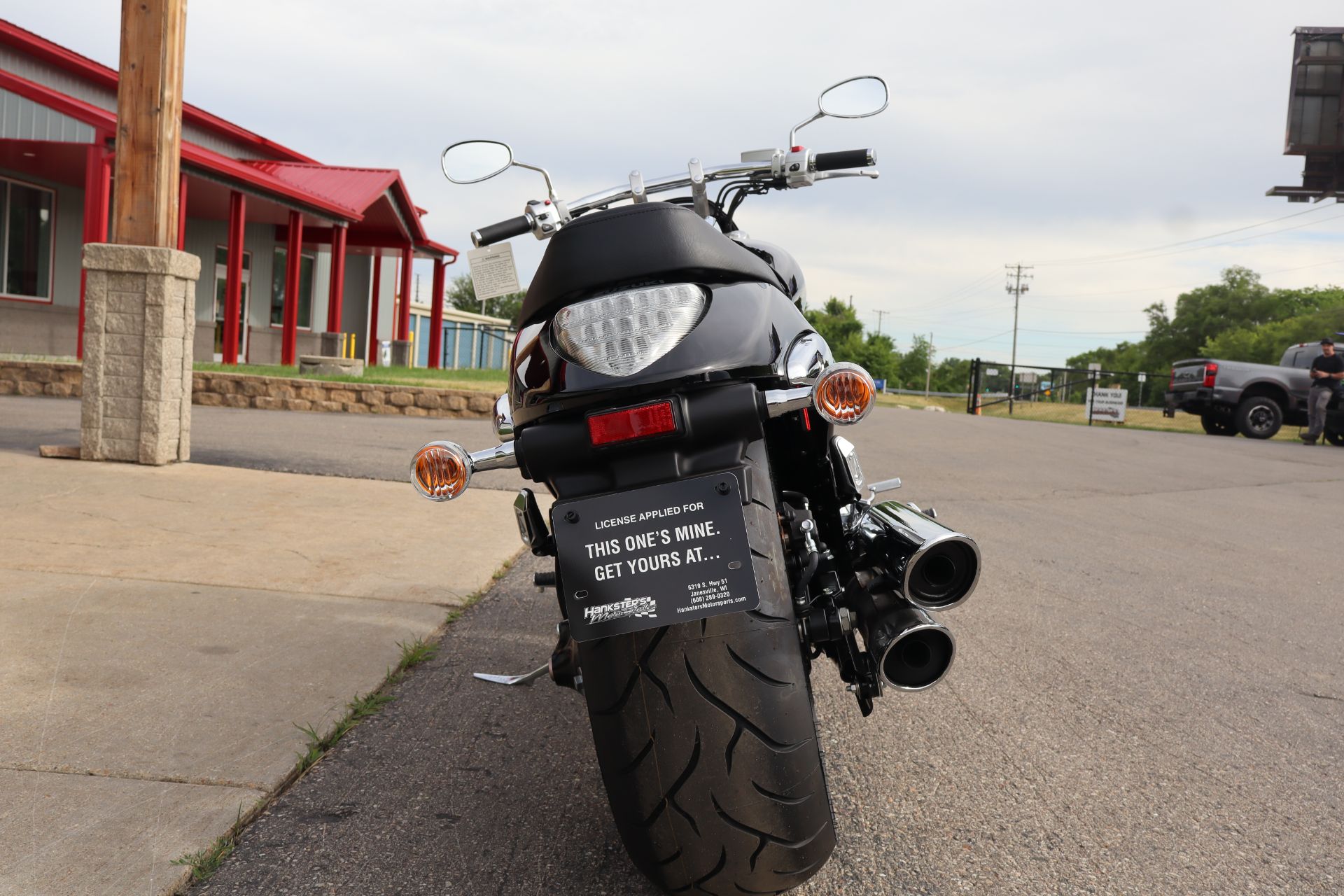 2025 Suzuki Boulevard M109R 7