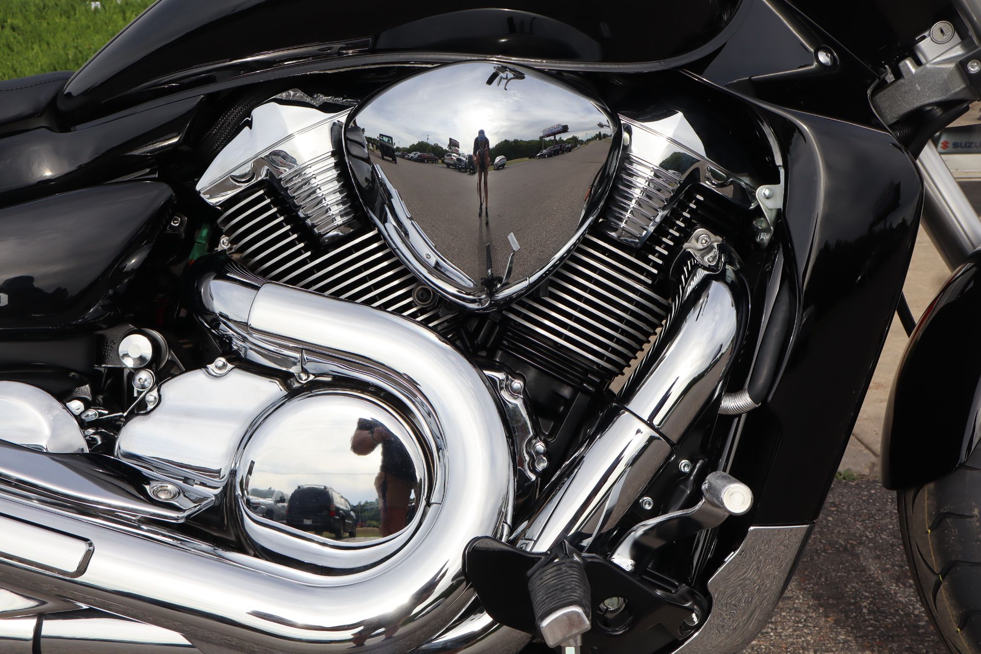2025 Suzuki Boulevard M109R 12