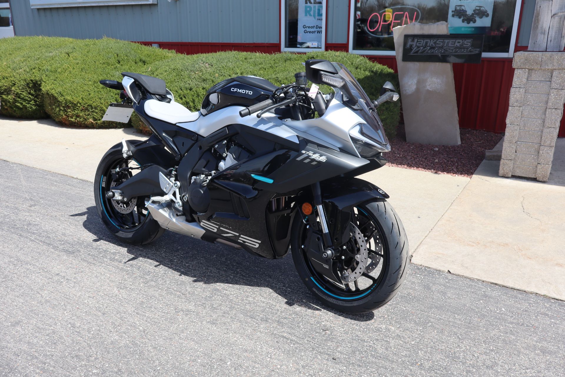 2025 CFMOTO 675SS For Sale in Janesville WI