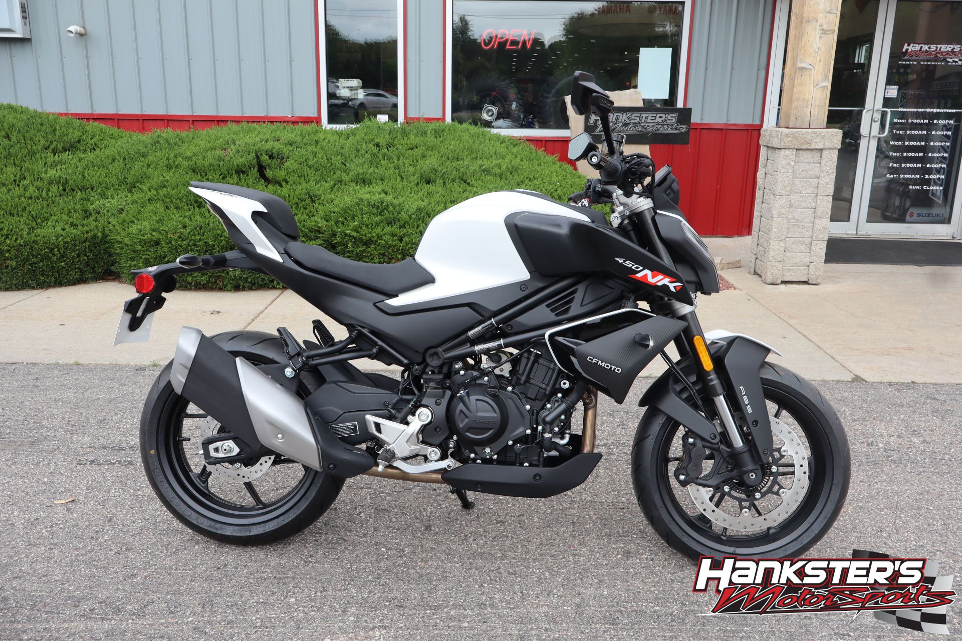 2025 CFMOTO 450NK
