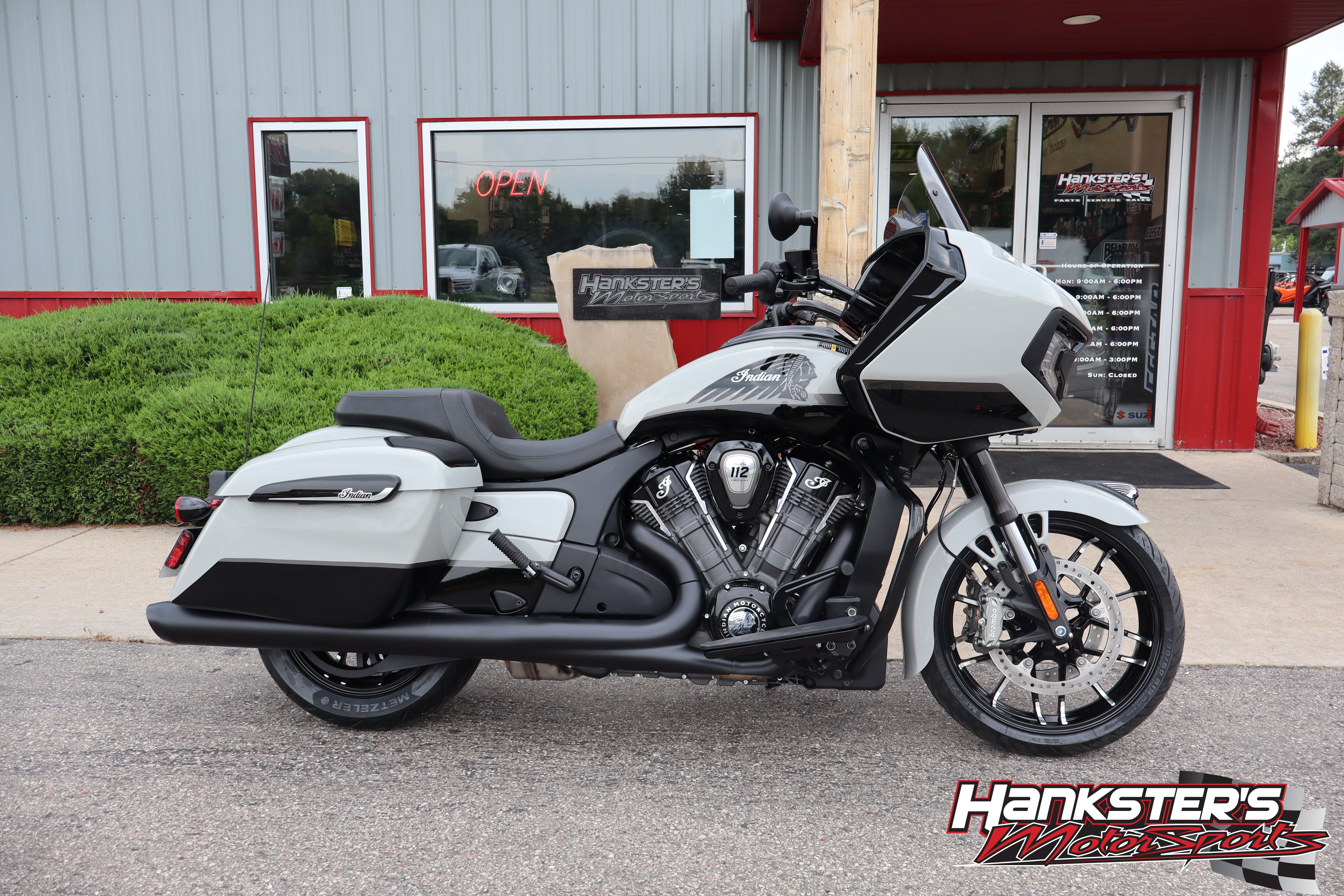 2026 Indian Motorcycle Challenger® Dark Horse® 112 with PowerBand Audio Package
