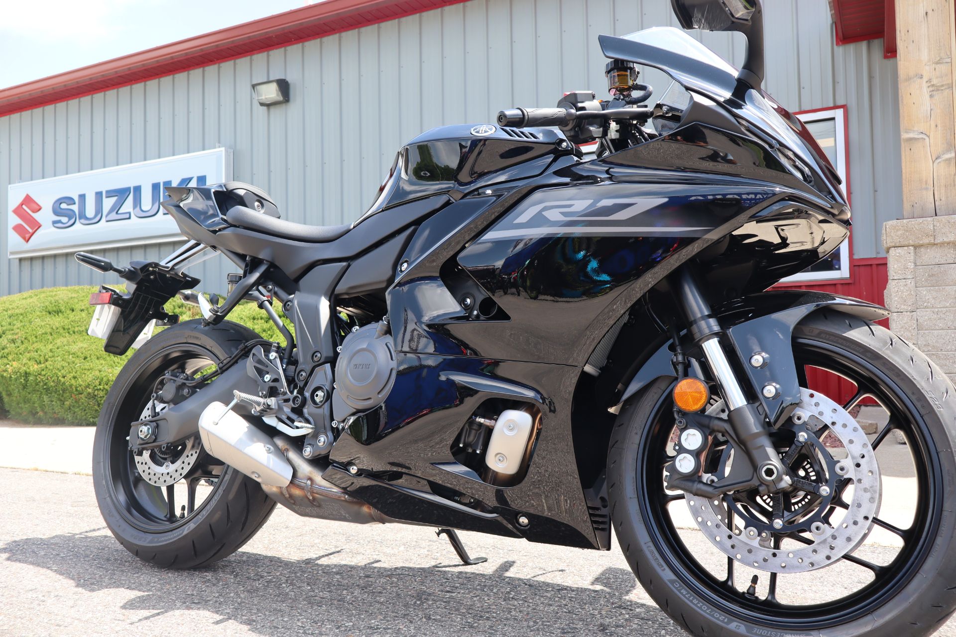 2026 Yamaha YZF-R7 10