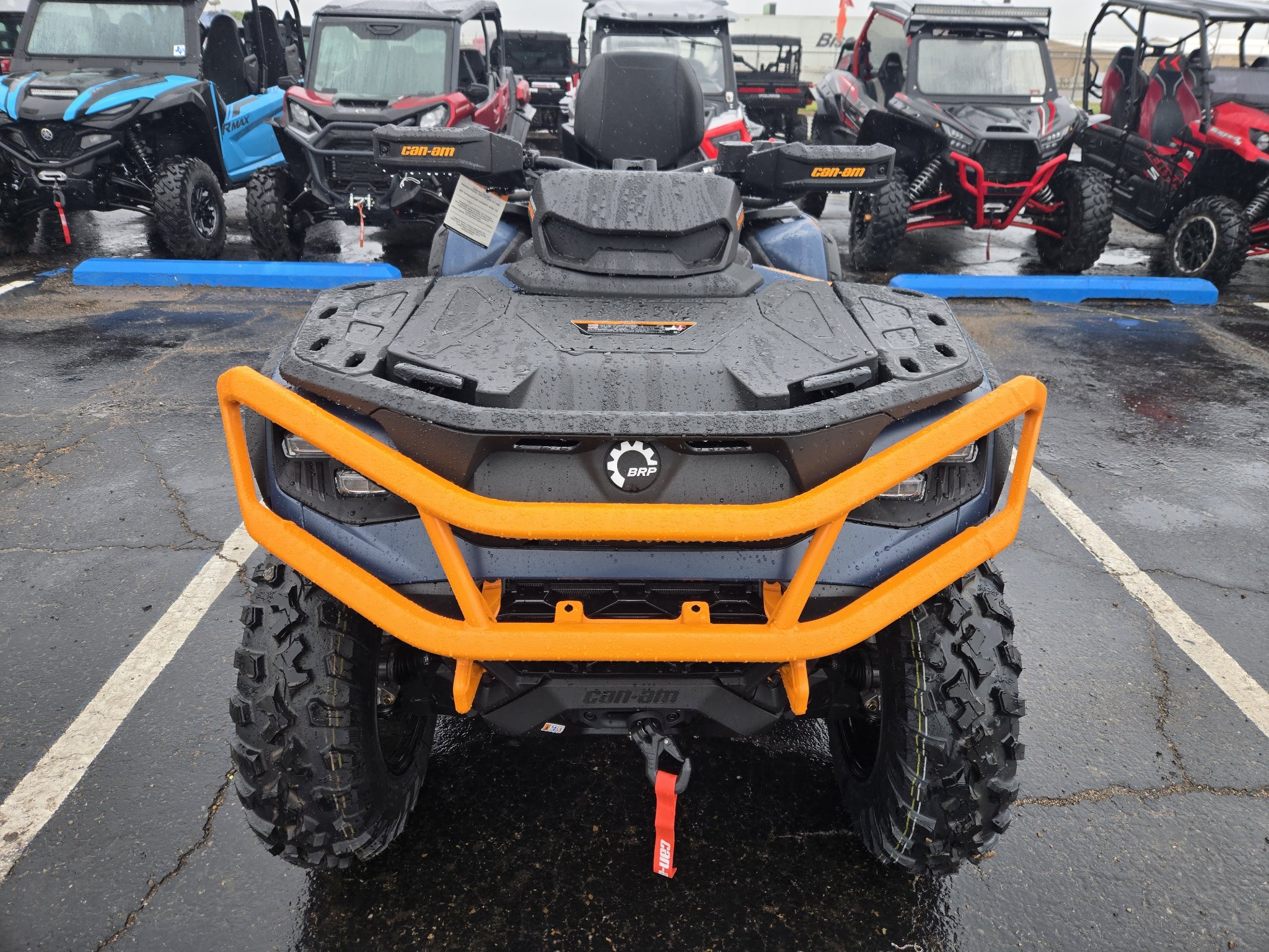 2027 Can-Am™ Outlander MAX XT-P 1000R Smart-Shox with 10.25 in. 2