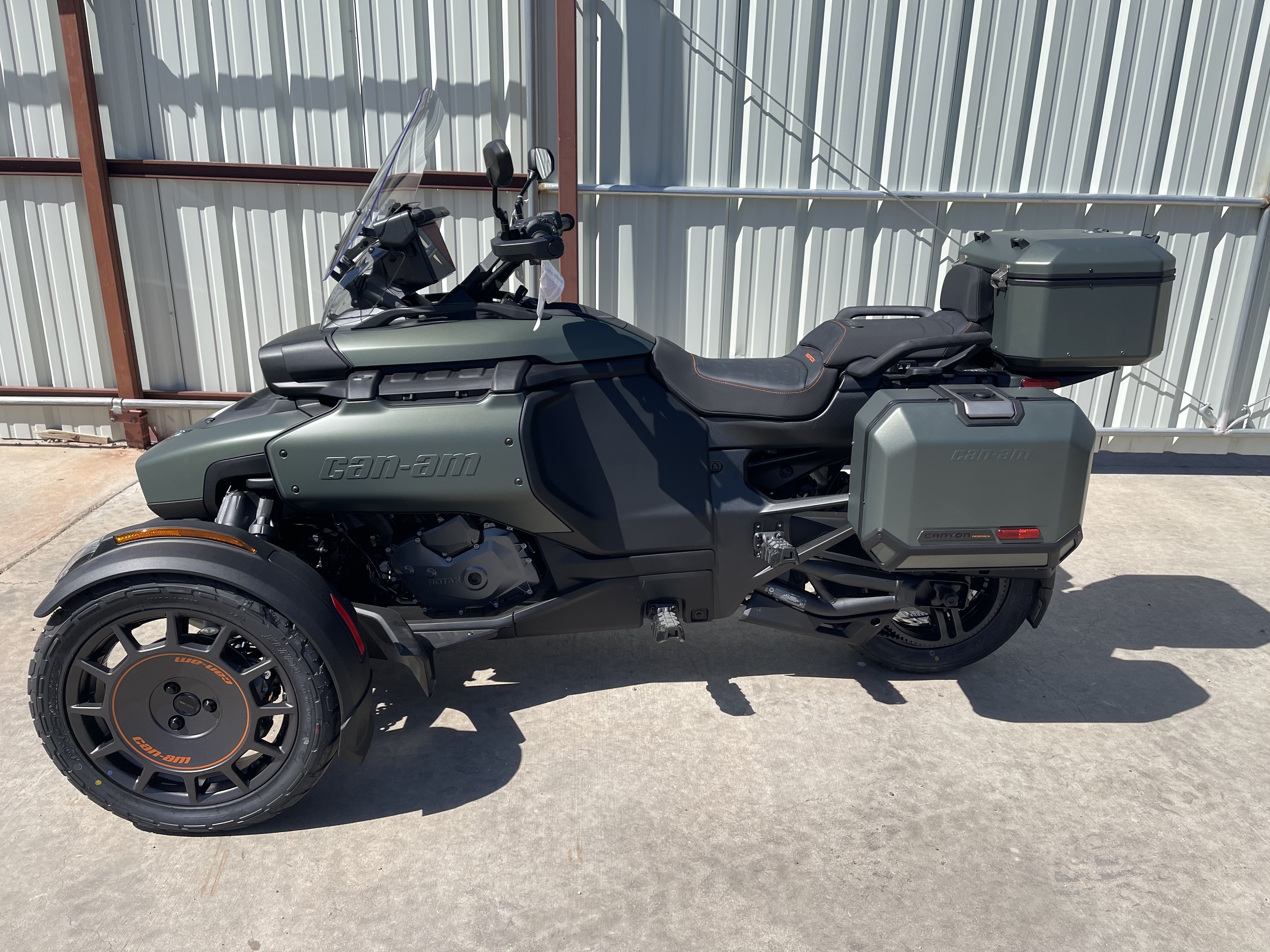 2026 Can-Am Canyon Redrock