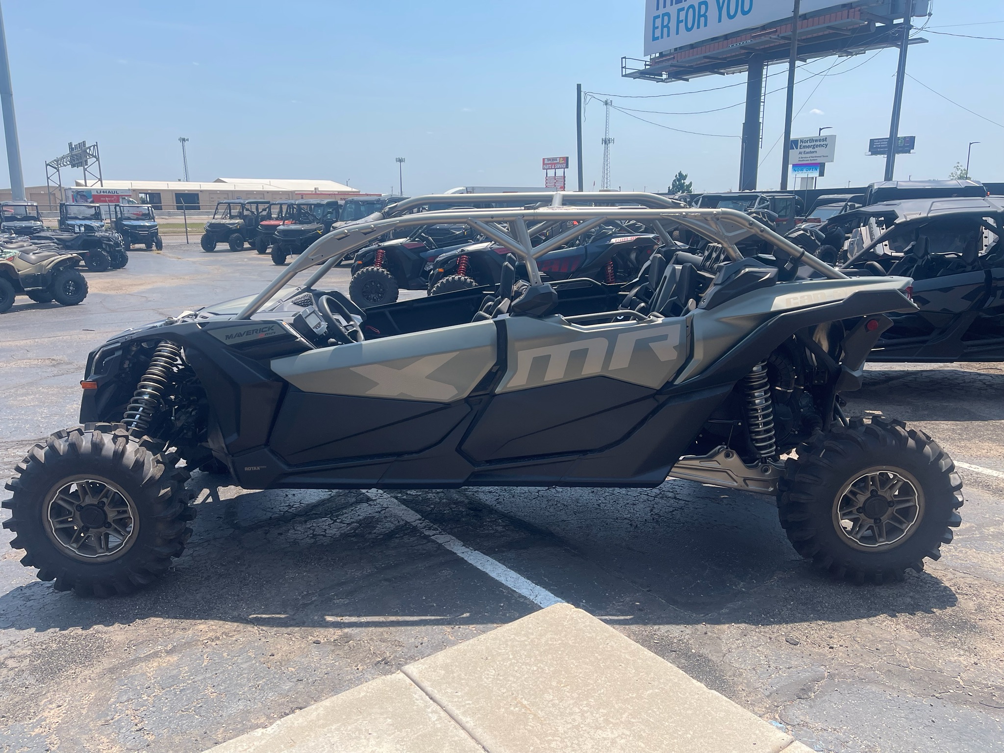 2026 Can-Am Maverick X3 MAX X MR TURBO RR 72