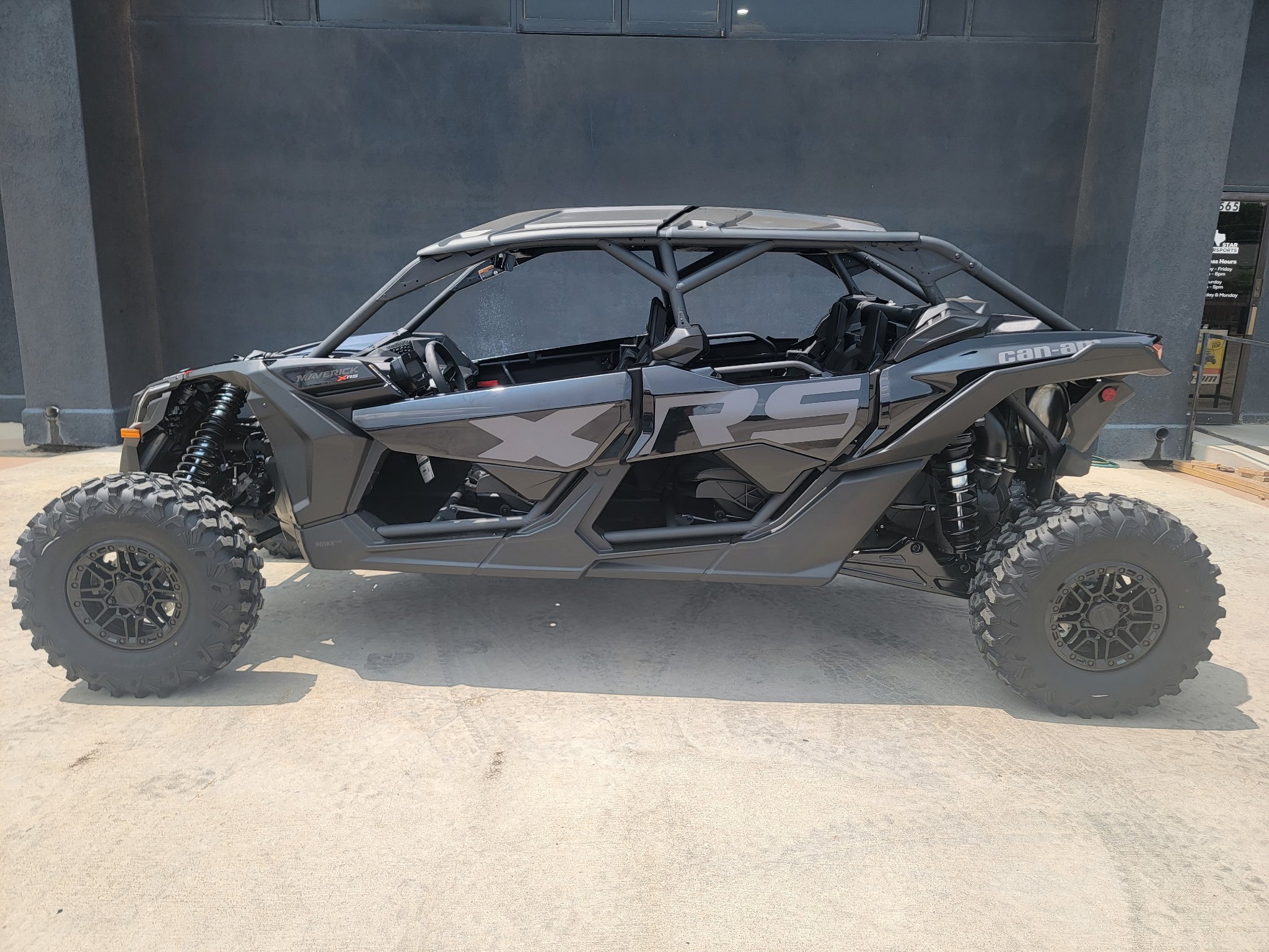 2026 Can-Am Maverick X3 MAX X RS TURBO RR with 7.6 in. digital display with keypad