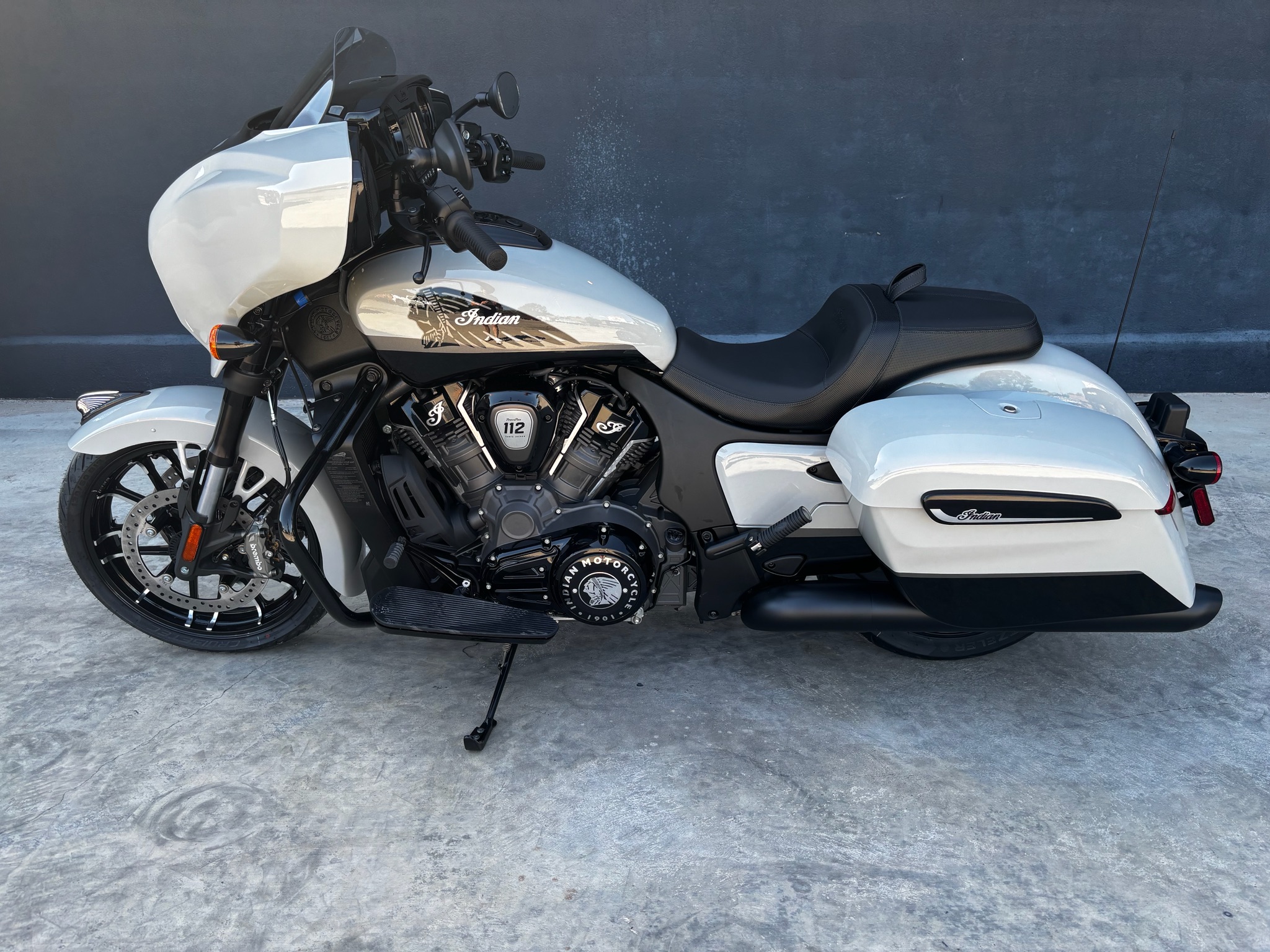 2026  Chieftain® PowerPlus Dark Horse with 112 3