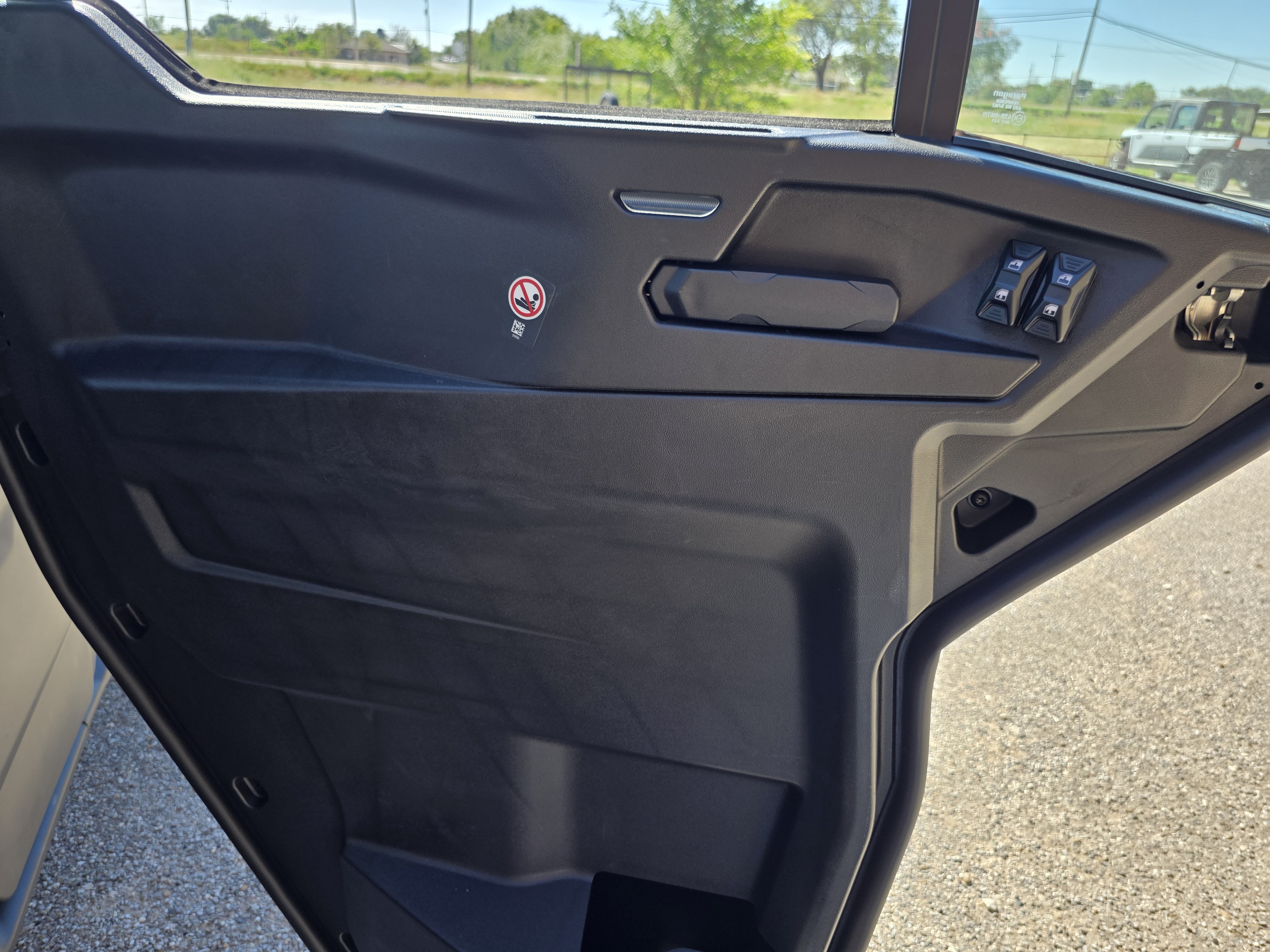 2026 Can-Am Defender MAX XT CAB HD11