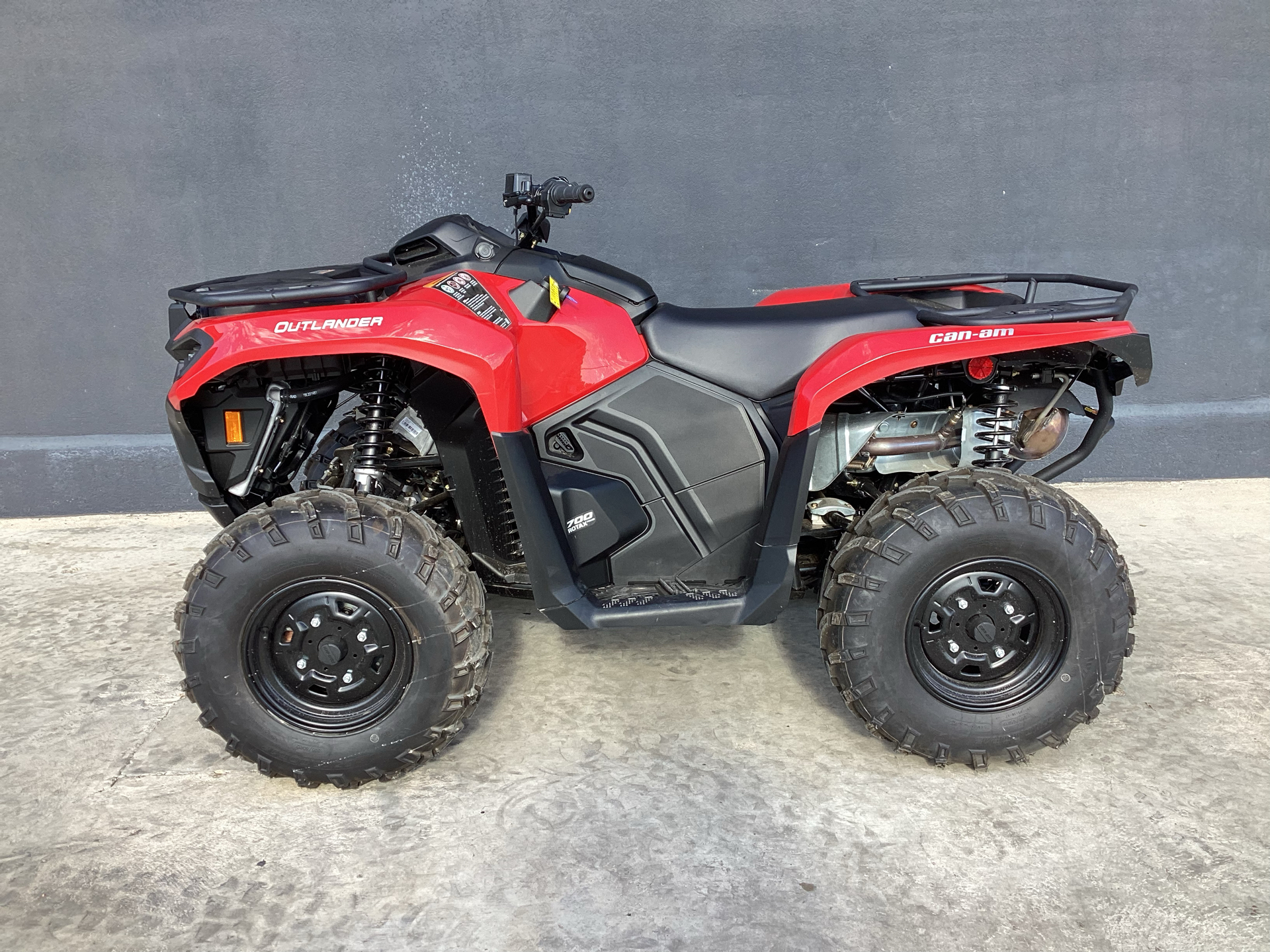 New 2025 Can-Am Outlander DPS 700, Clovis NM | Specs, Price