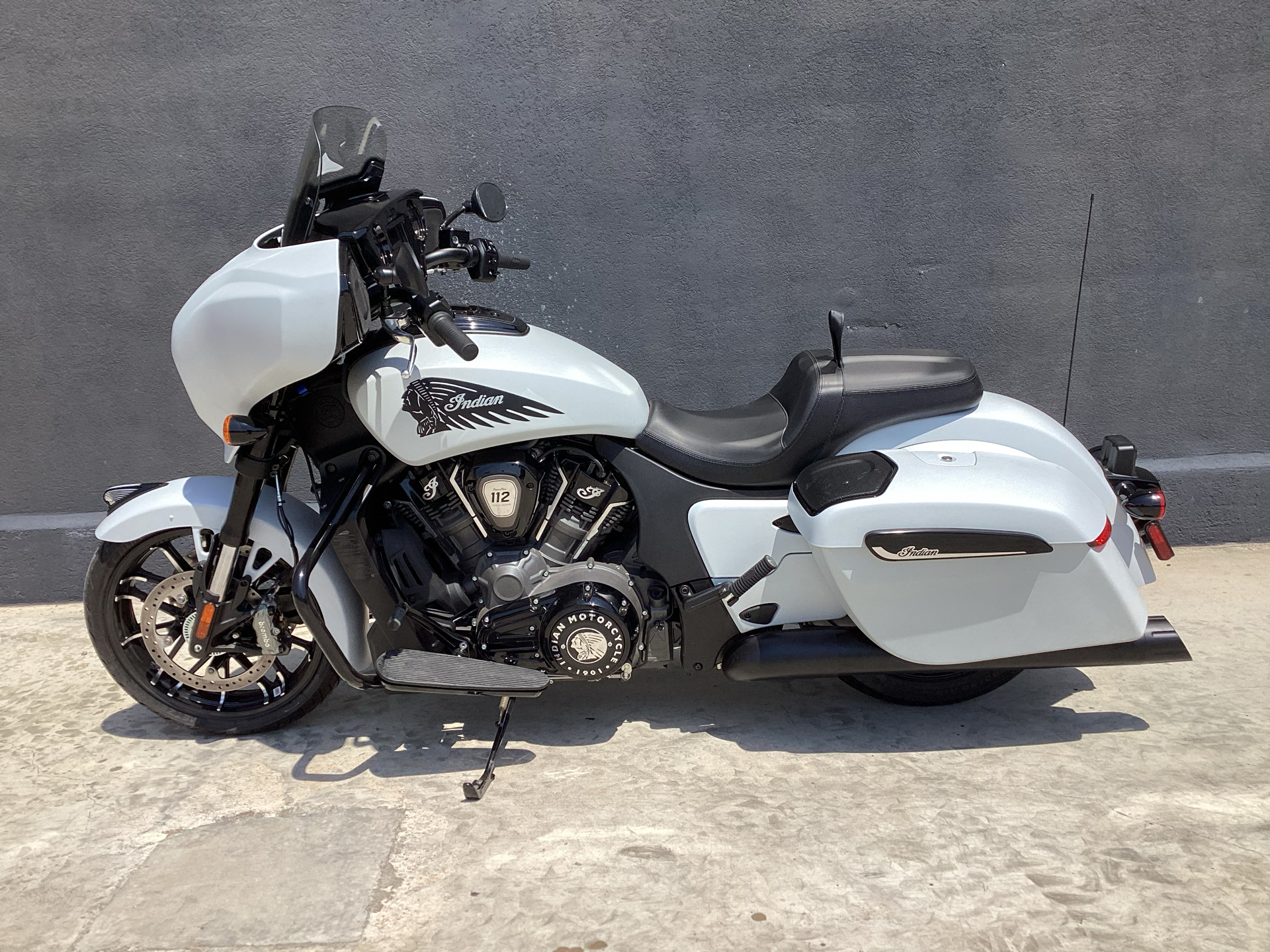 人文 100horse New 2025 Indian Motorcycle Chieftain® PowerPlus Dark Horse with