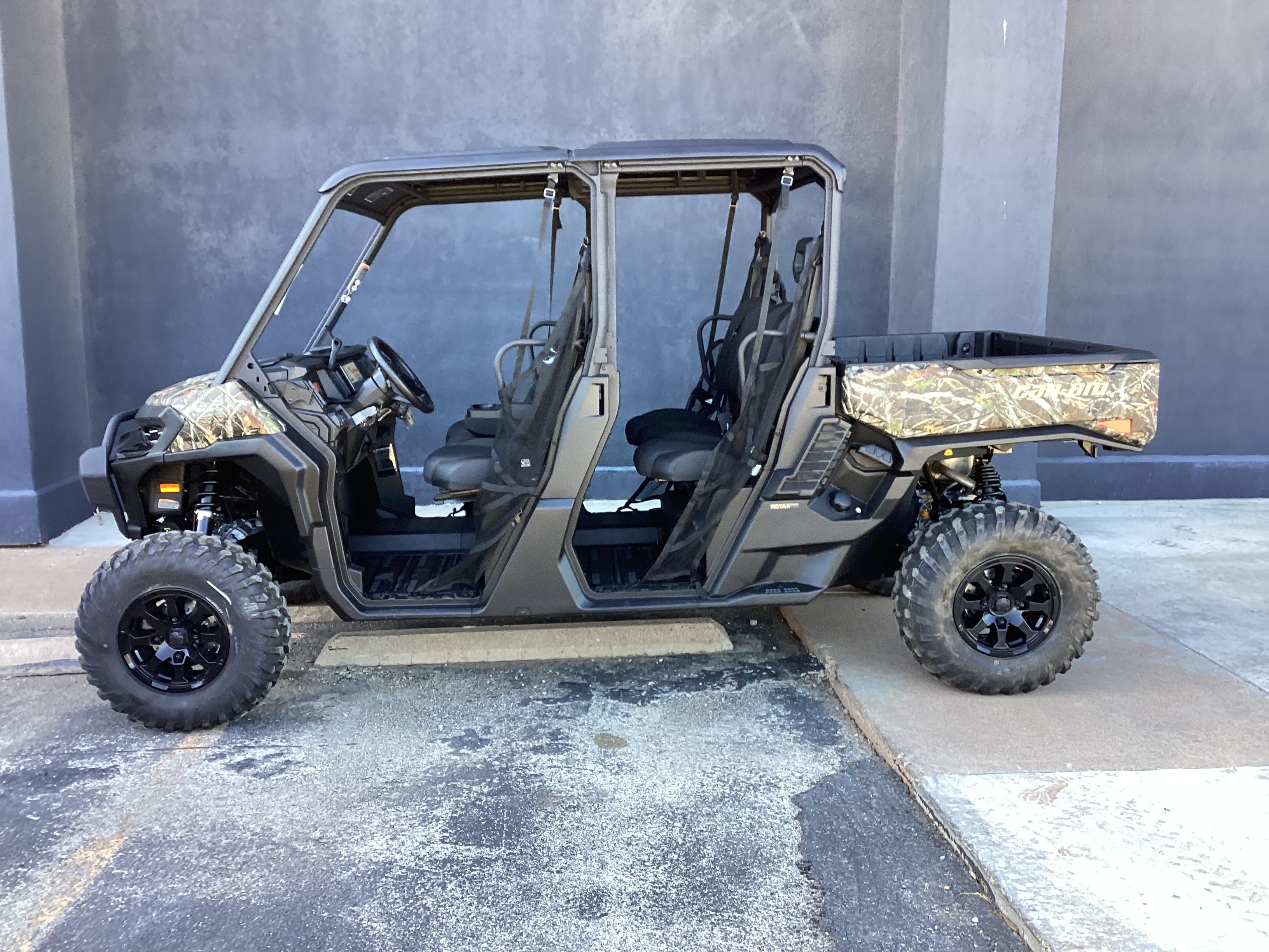 2026 Can-Am Defender MAX XT HD11 with 10.25 in. touchscreen display