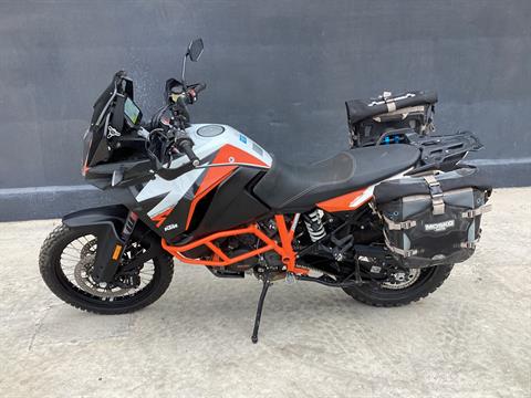 2019 KTM 1290 Super Adventure R — photo 1 of 12