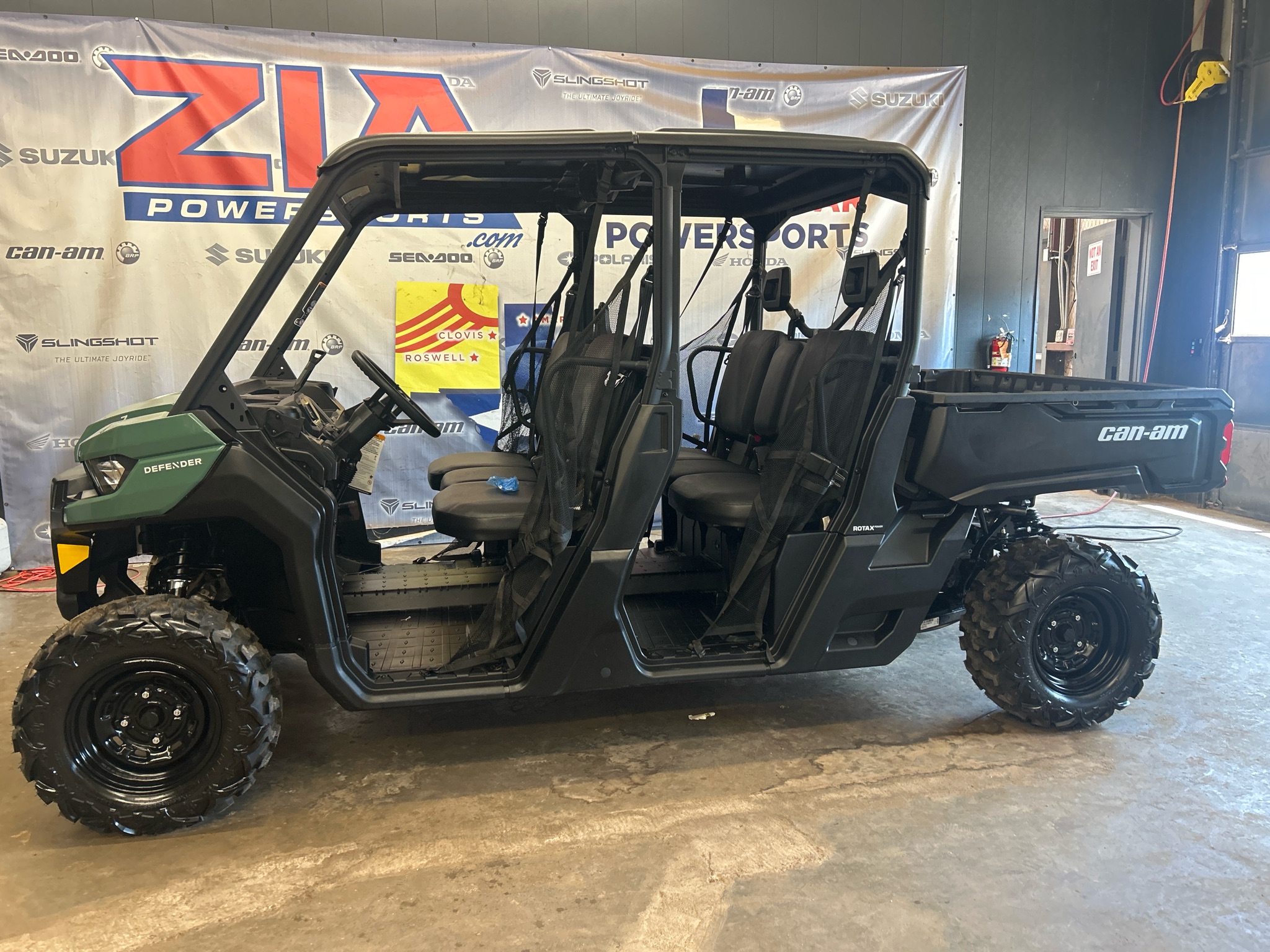 2026 Can-Am Defender MAX DPS HD7