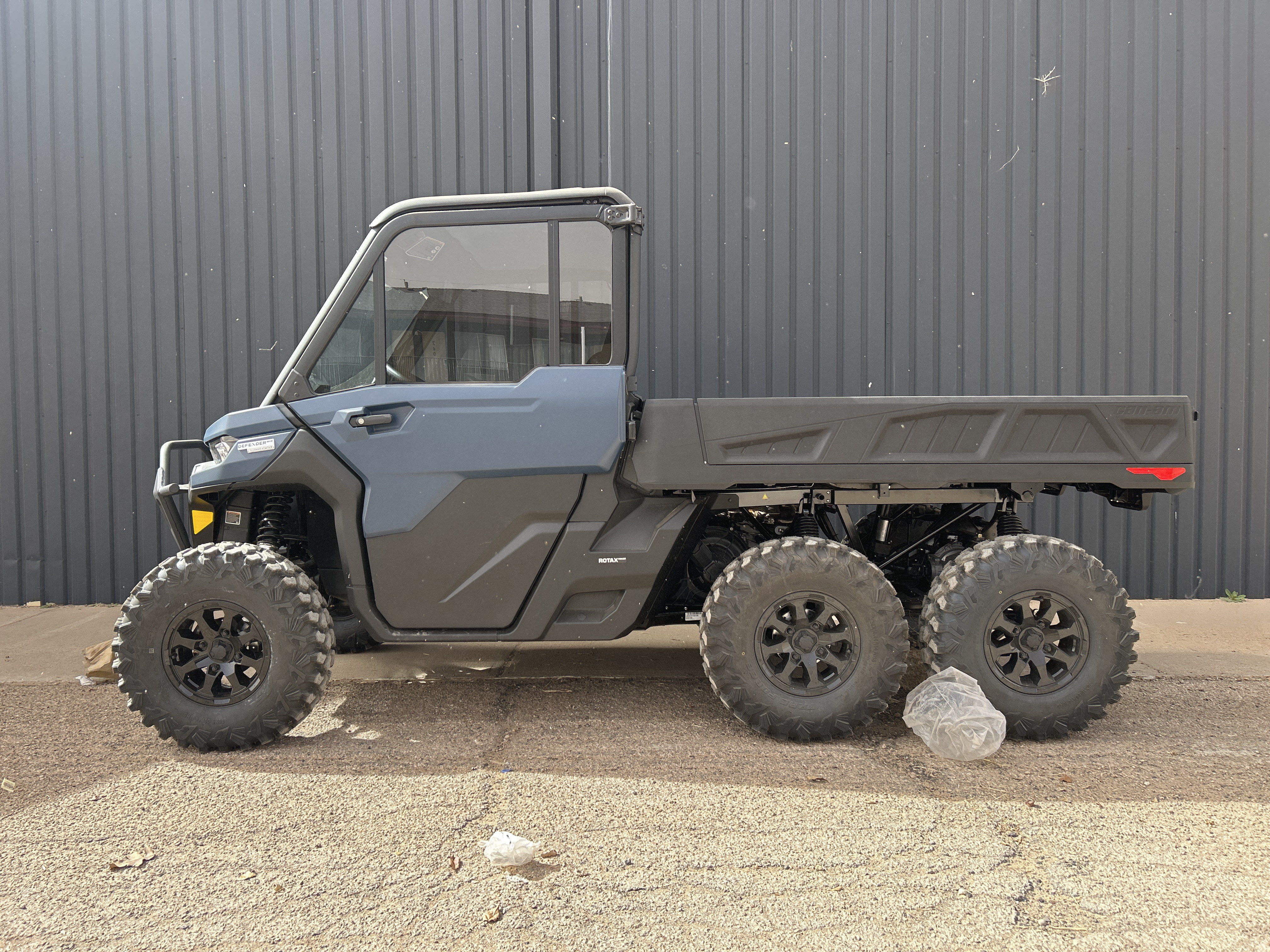 2026 Can-Am Defender 6x6 Limited