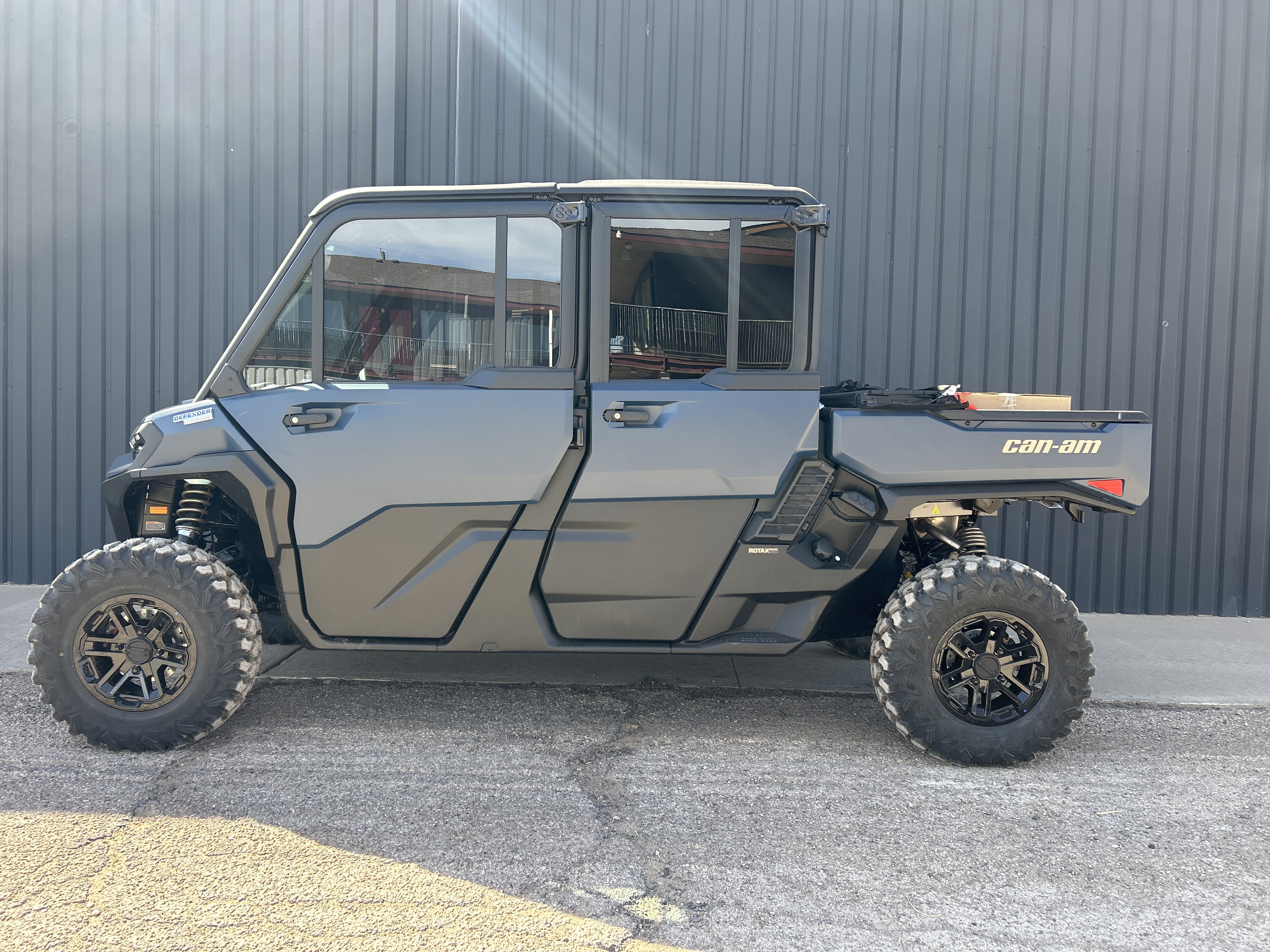 2026 Can-Am Defender MAX Limited HD11