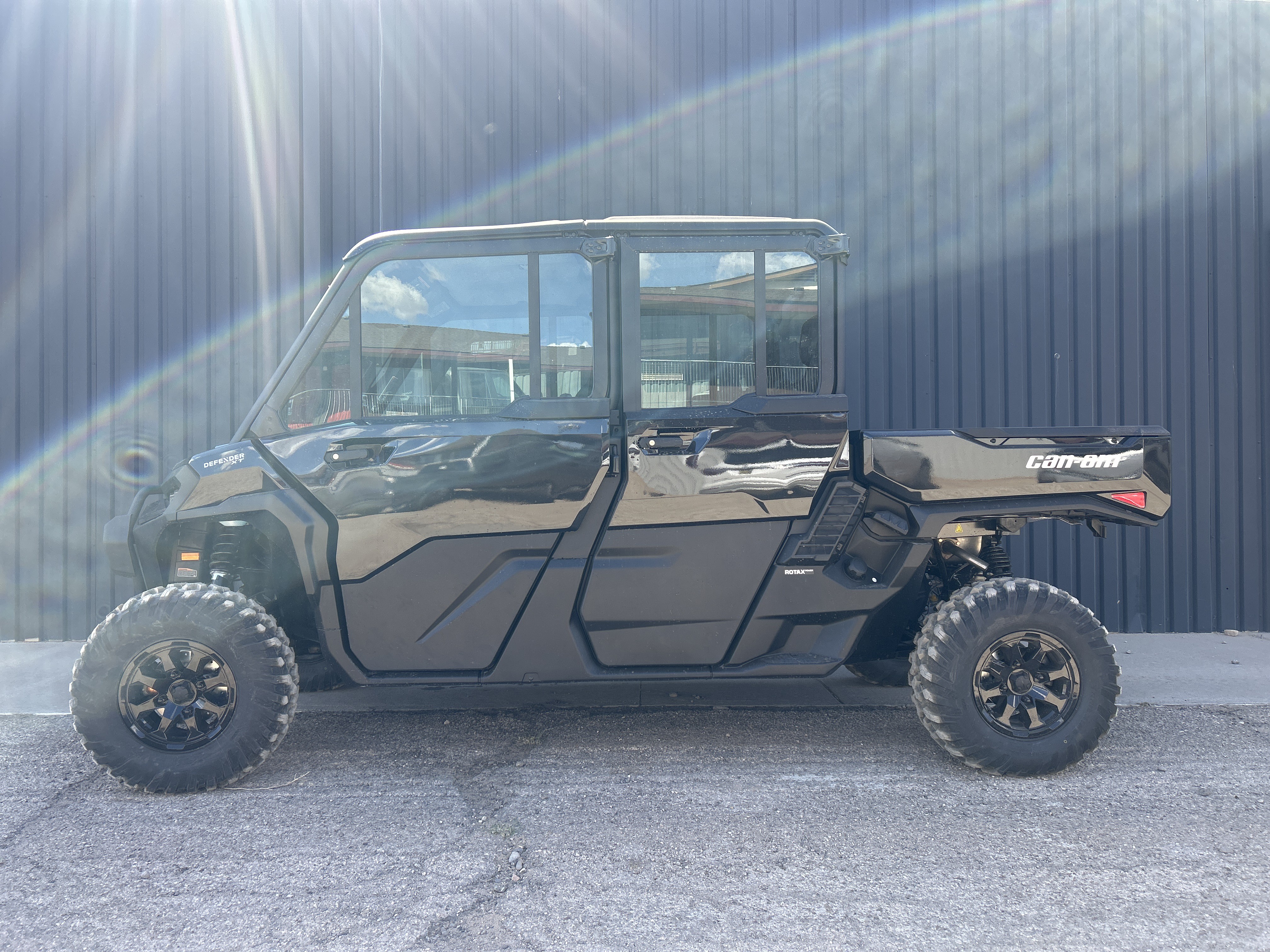 2026 Can-Am Defender MAX XT CAB HD11