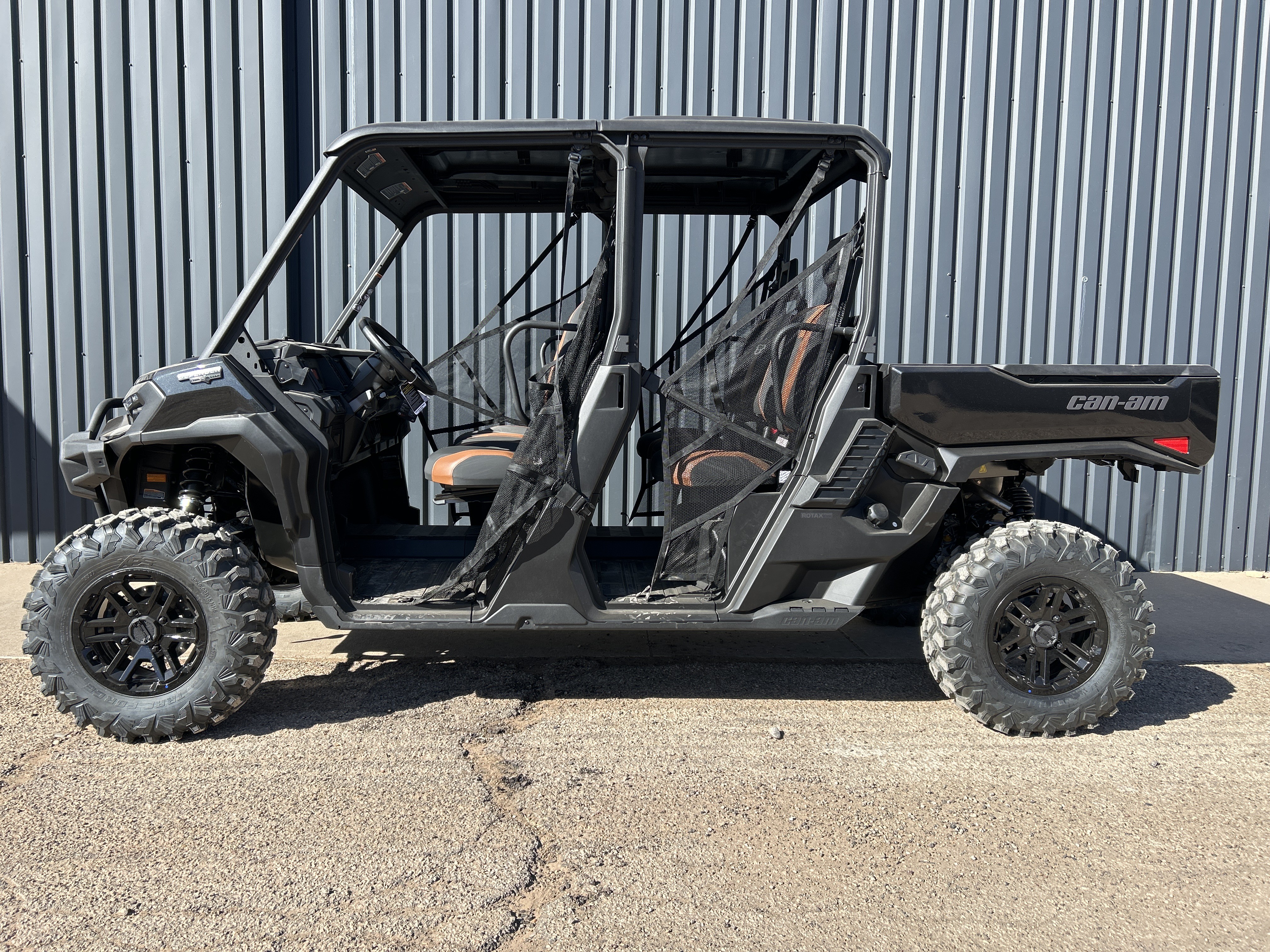 2026 Can-Am Defender MAX Lone Star HD11