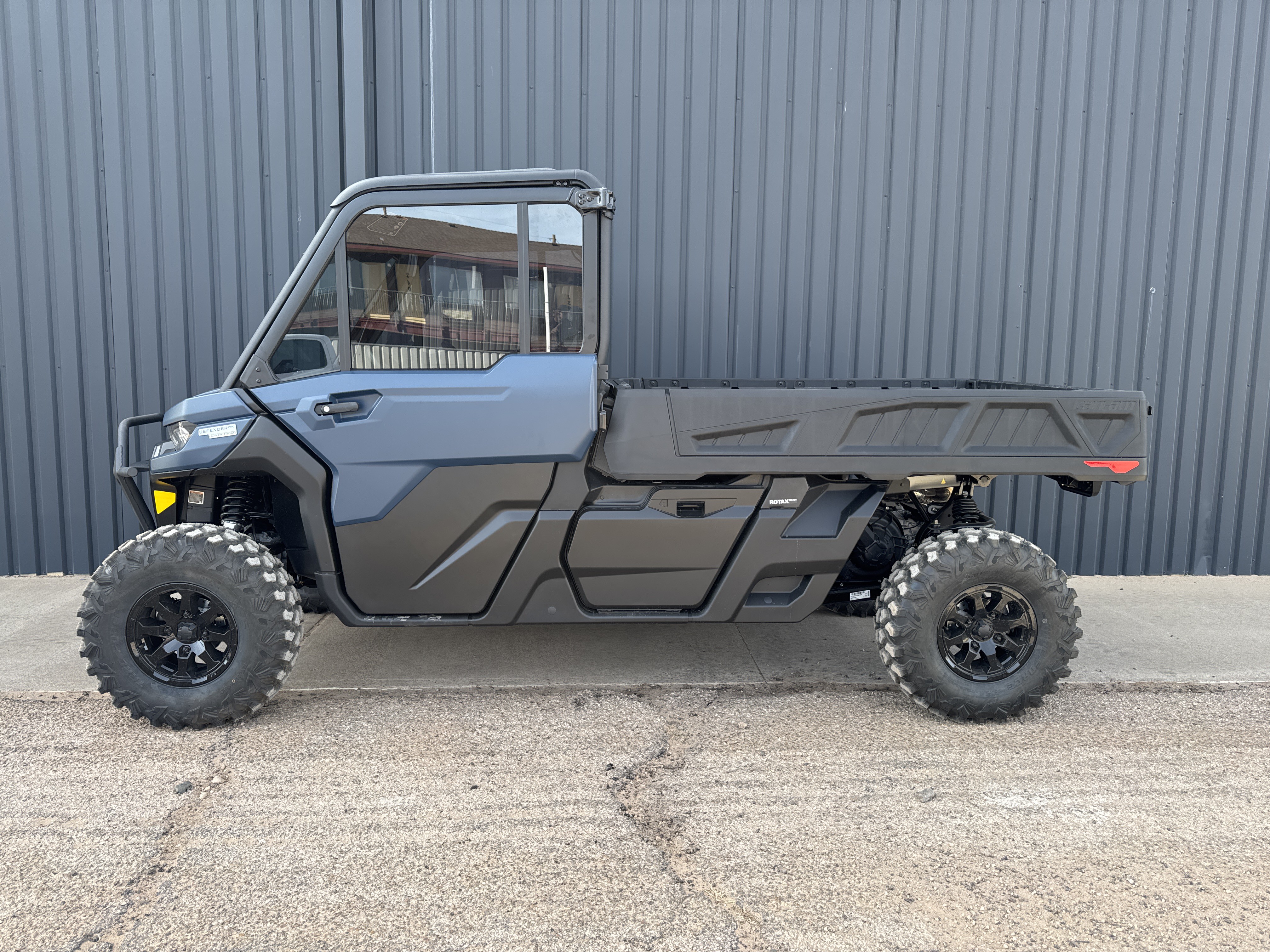 2026 Can-Am Defender PRO Limited