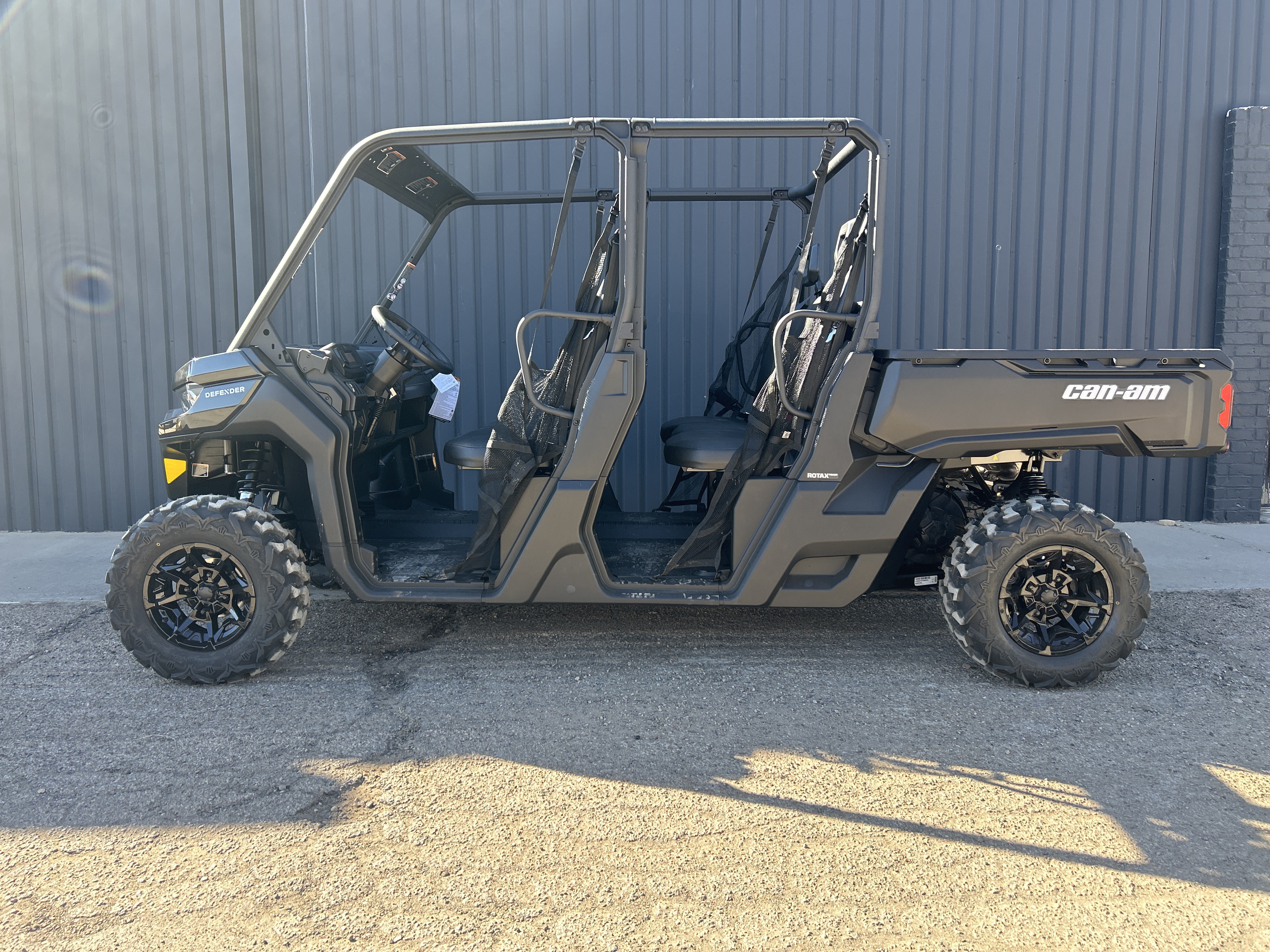 2026 Can-Am Defender MAX DPS HD9