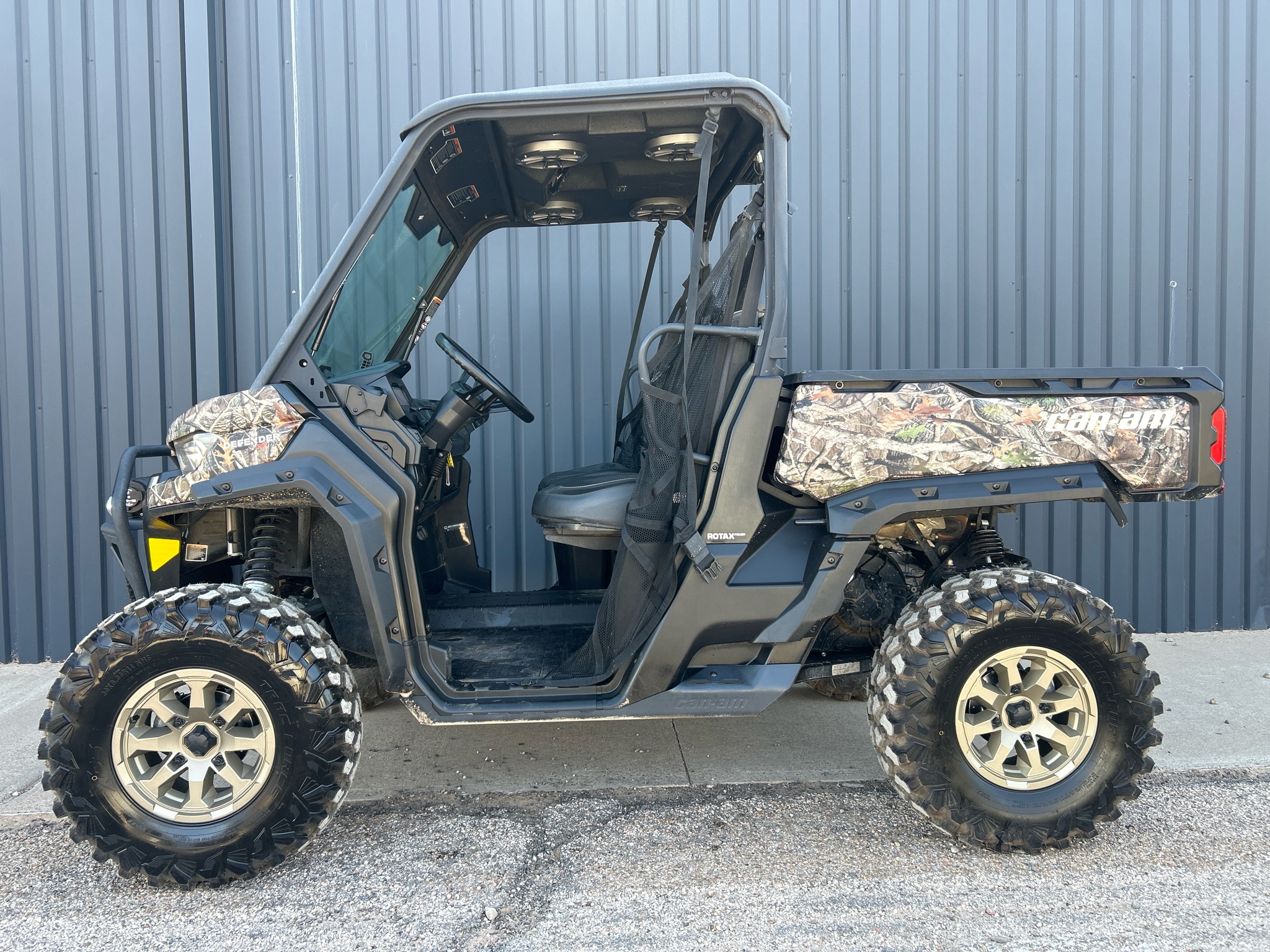 2024 Can-Am Defender X MR