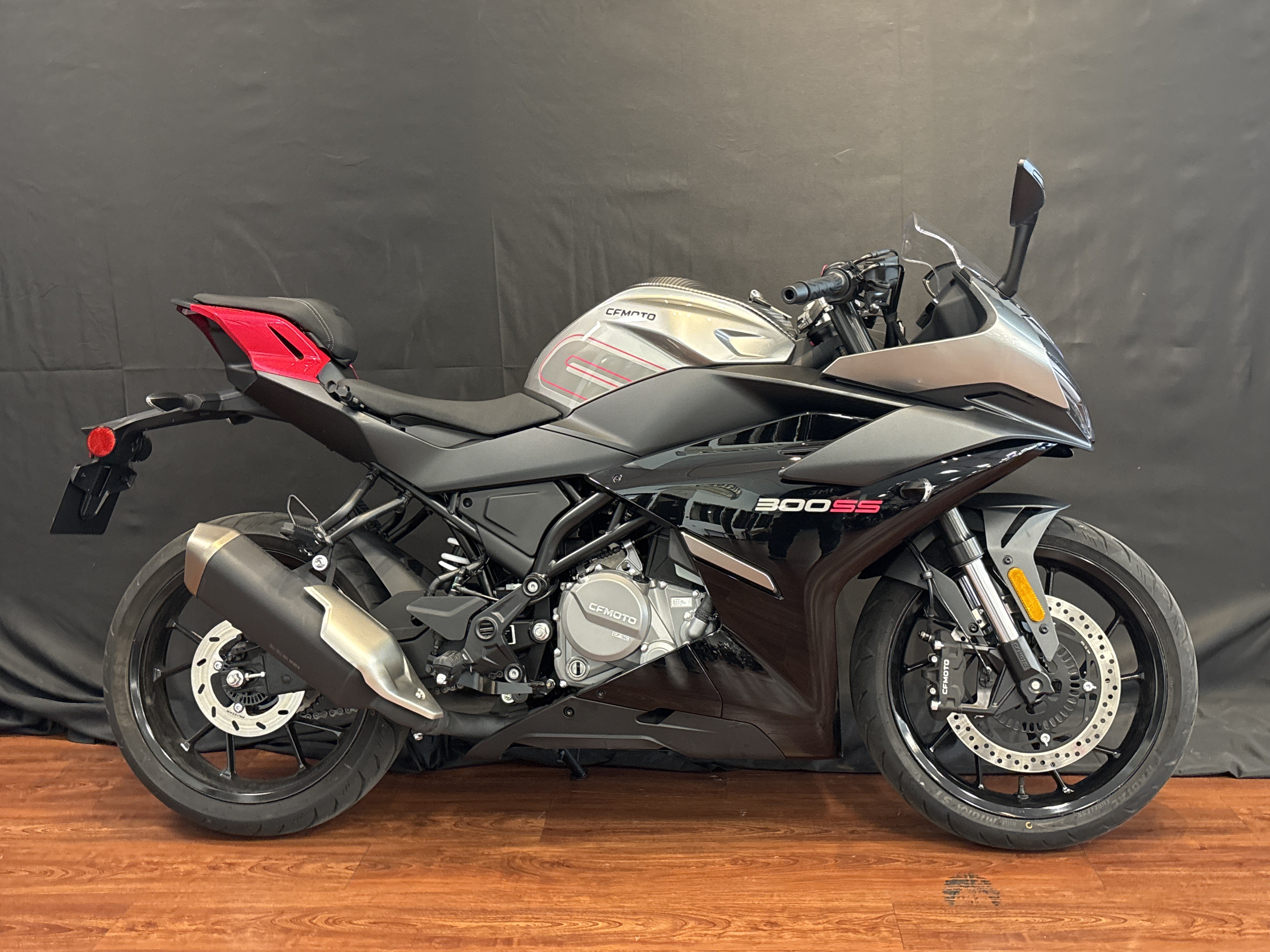 2025 CFMOTO 300SS | Used Motorcycle For Sale | De Pere, Wisconsin