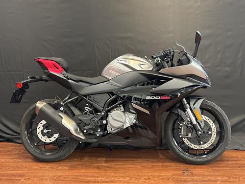 2025 CFMOTO 300SS | Used Motorcycle For Sale | De Pere, Wisconsin