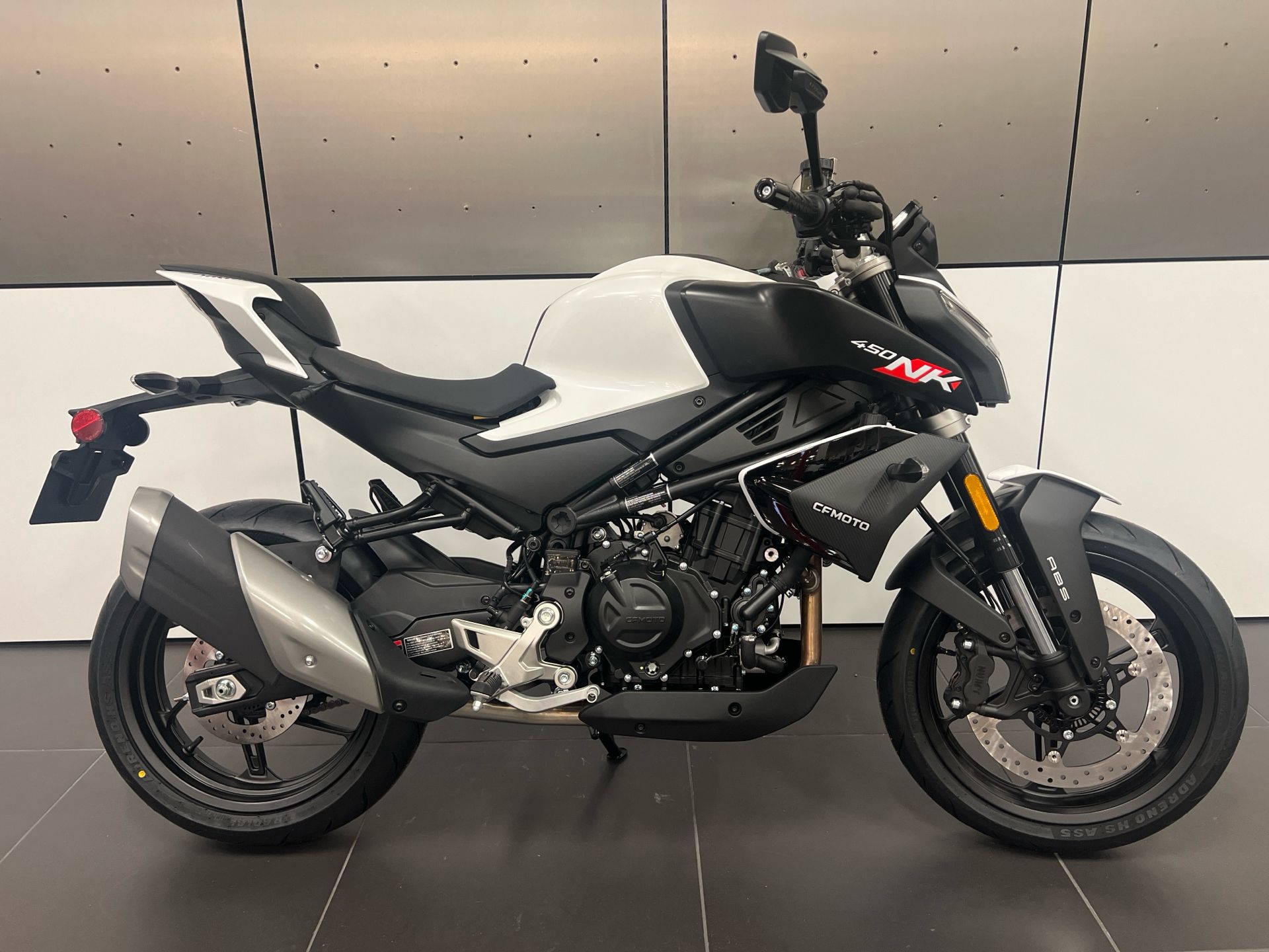 2025 CFMOTO 450NK | New Motorcycle For Sale | De Pere