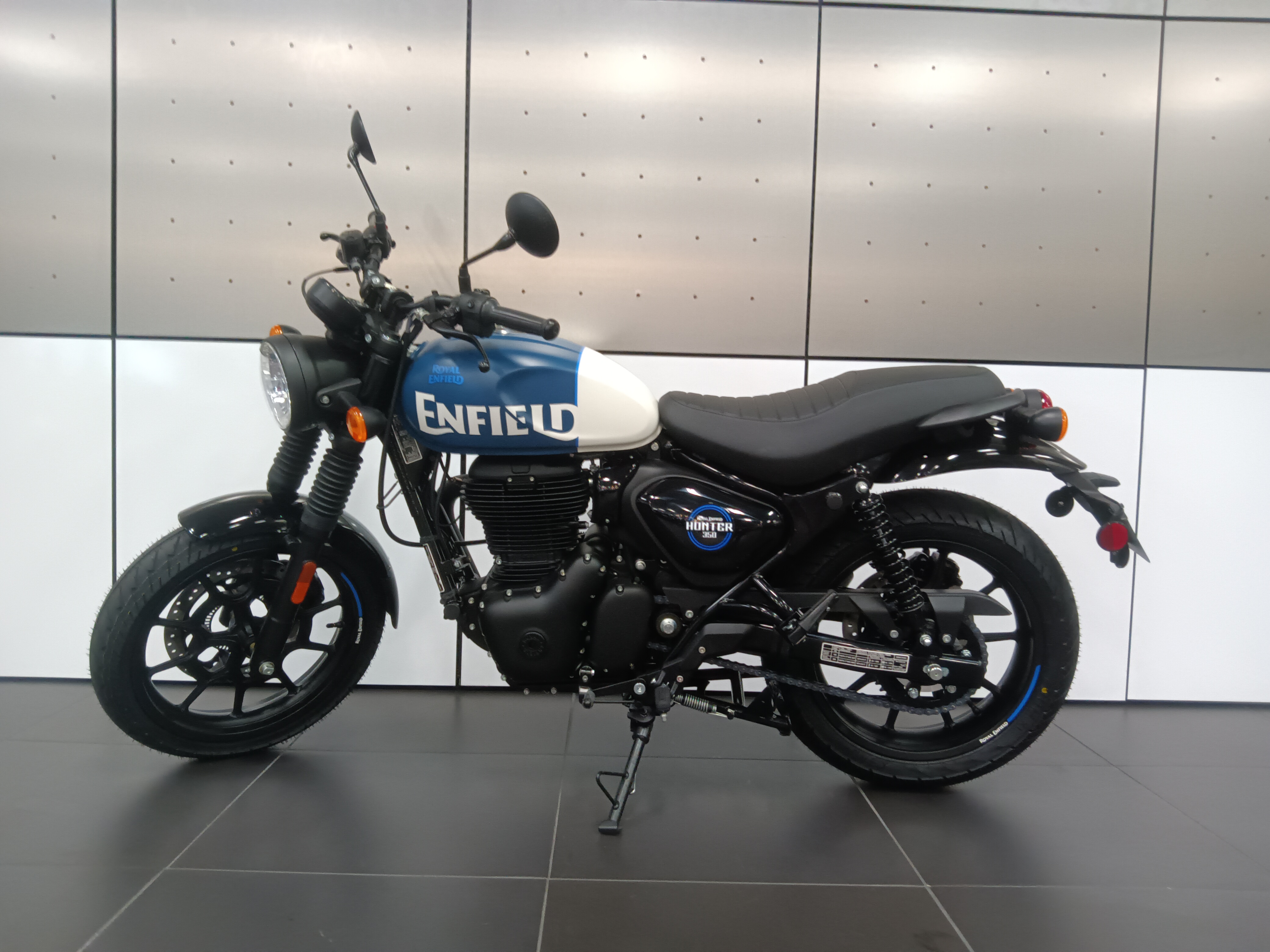 Re Hunter Rebel Blue Bike Price 2024 Royal Enfield Hunter 350 New
