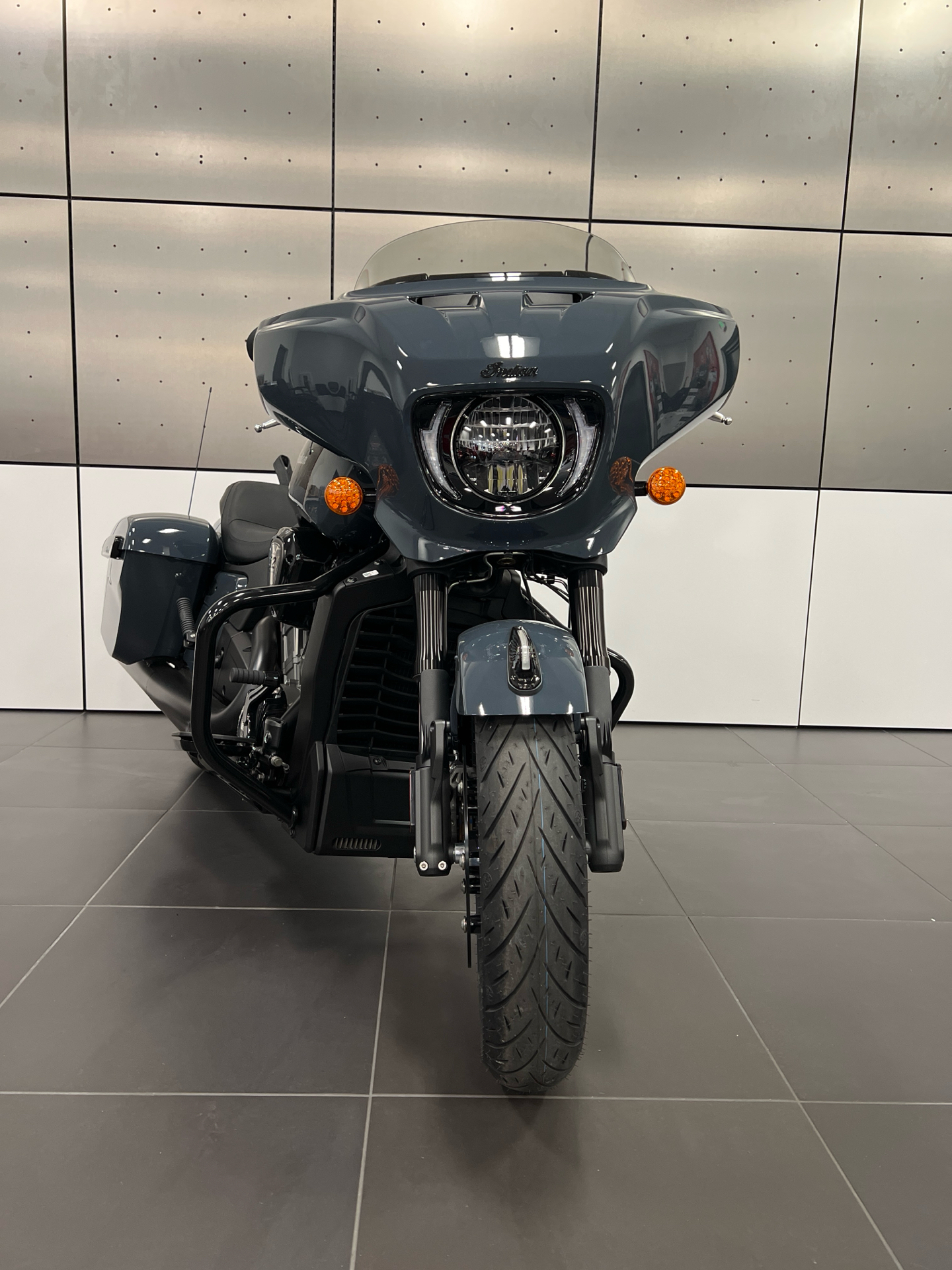 sun 2025 Indian Motorcycle Chieftain® PowerPlus Dark Horse with 112