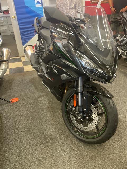 2025 Kawasaki Ninja 1100SX ABS