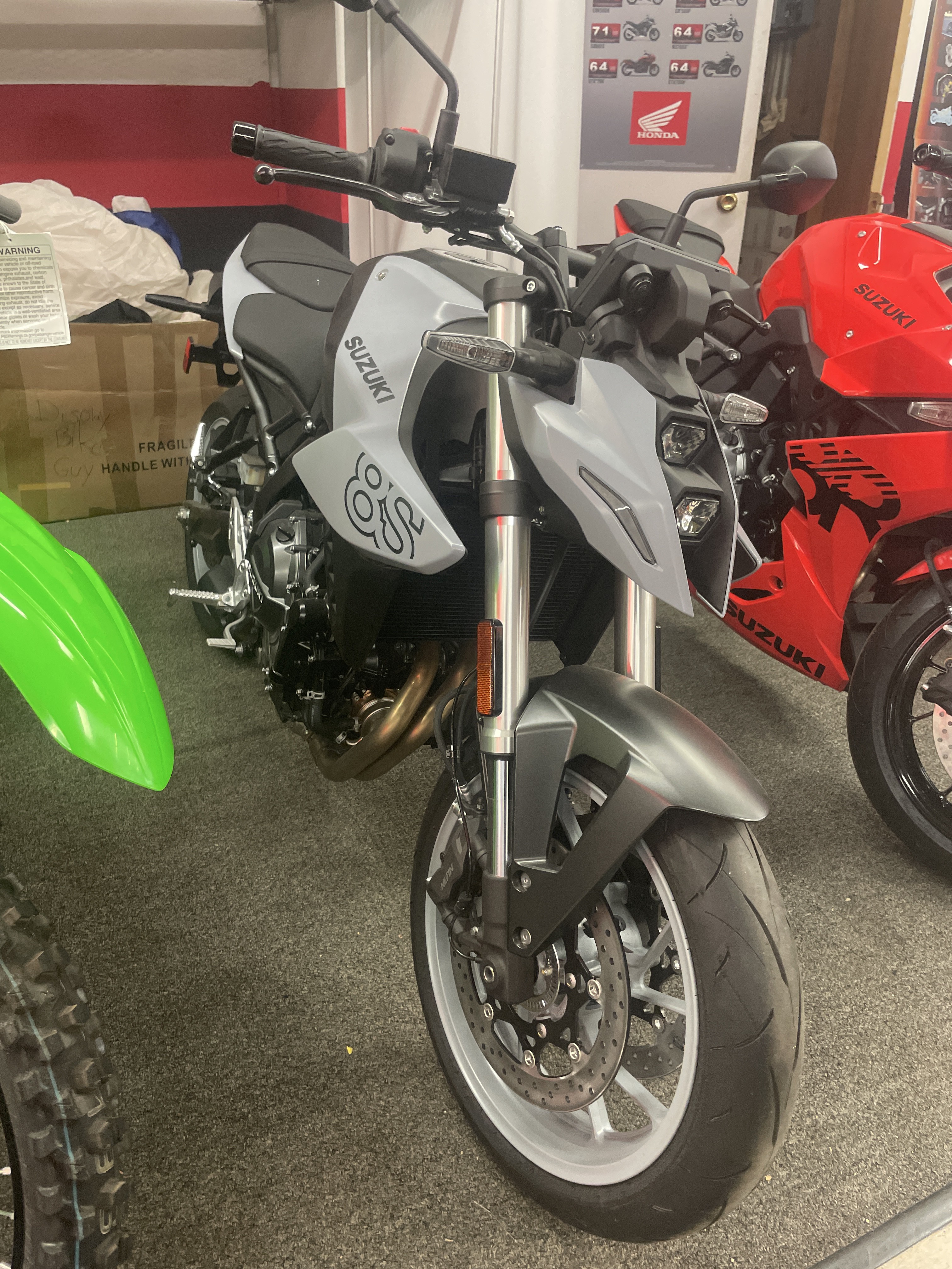 New 2024 Suzuki GSX-8S | Motorcycles in Laurel MD | 28343 Glass