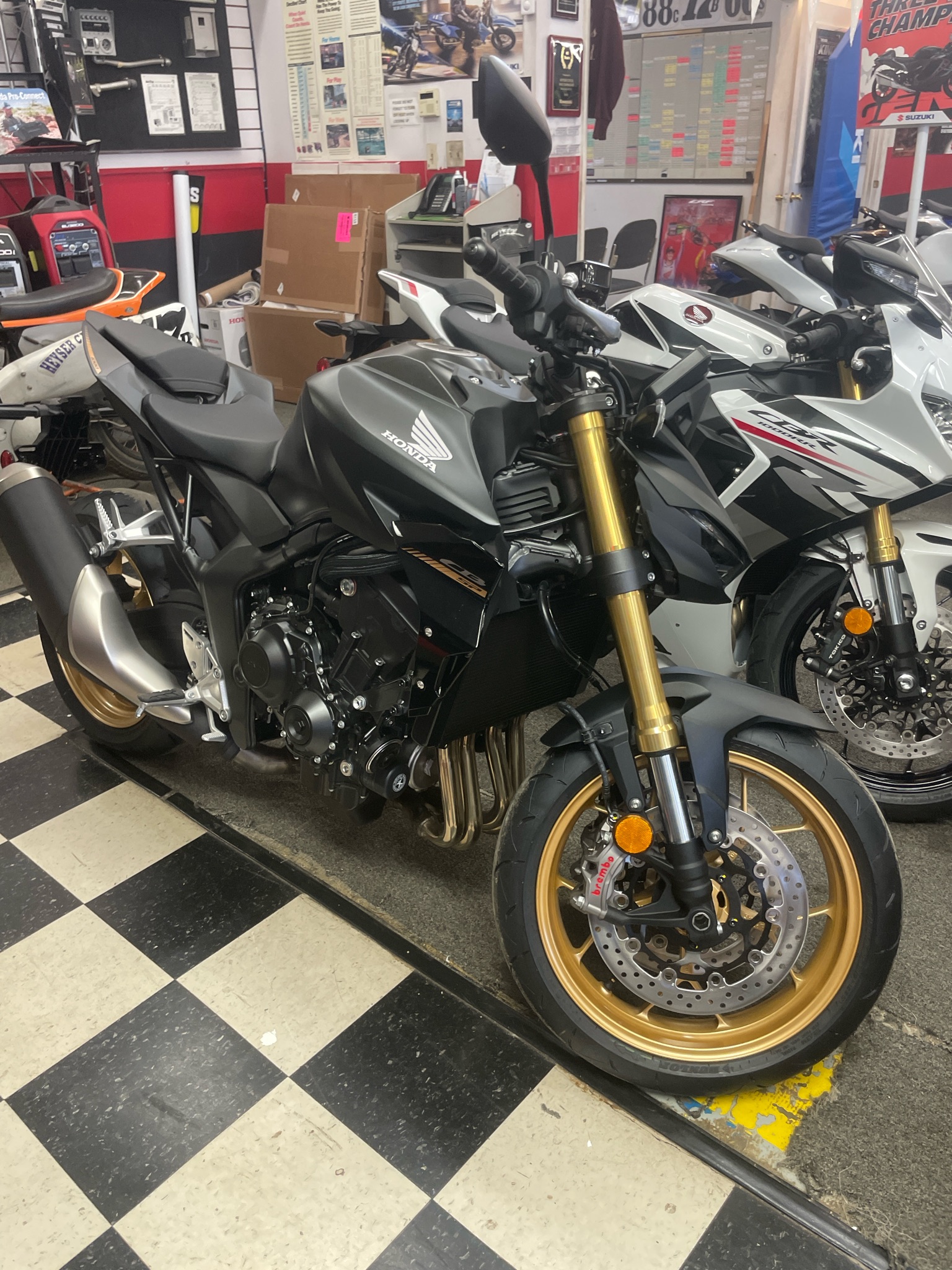 2026 Honda CB1000 Hornet SP 1